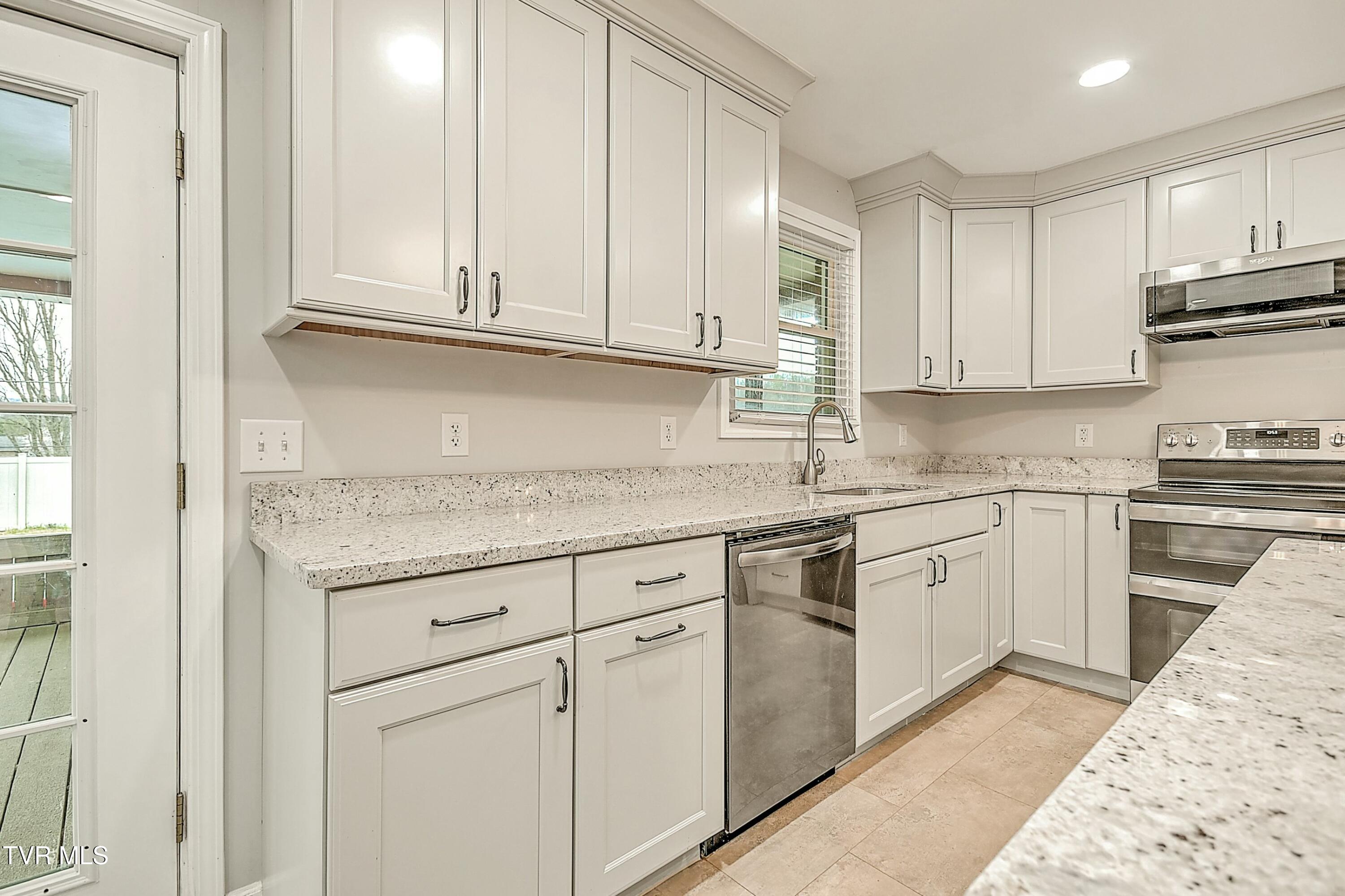 518 Spruce St Street, Mount Carmel, Tennessee image 16