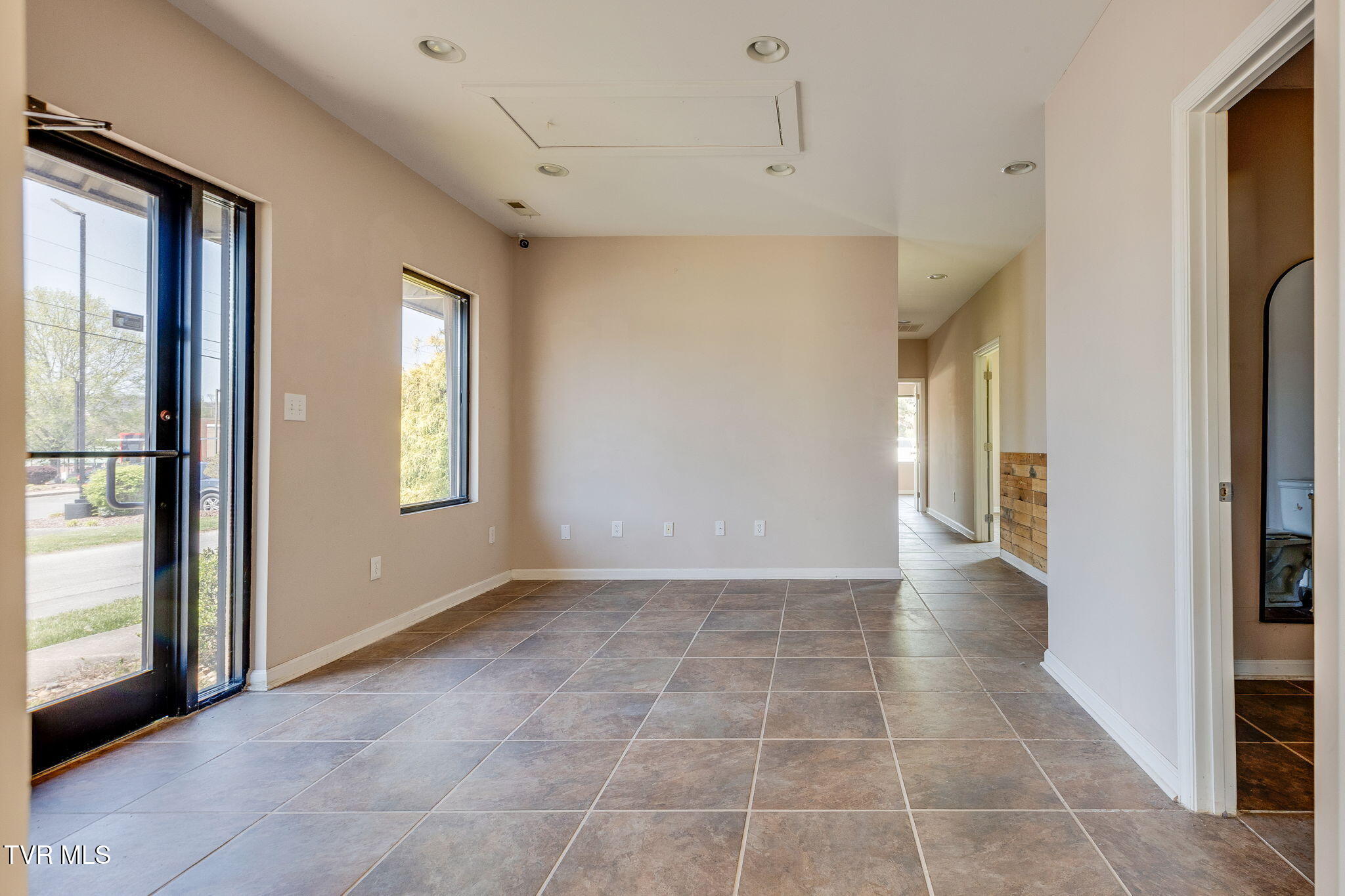 116 Massengill Avenue