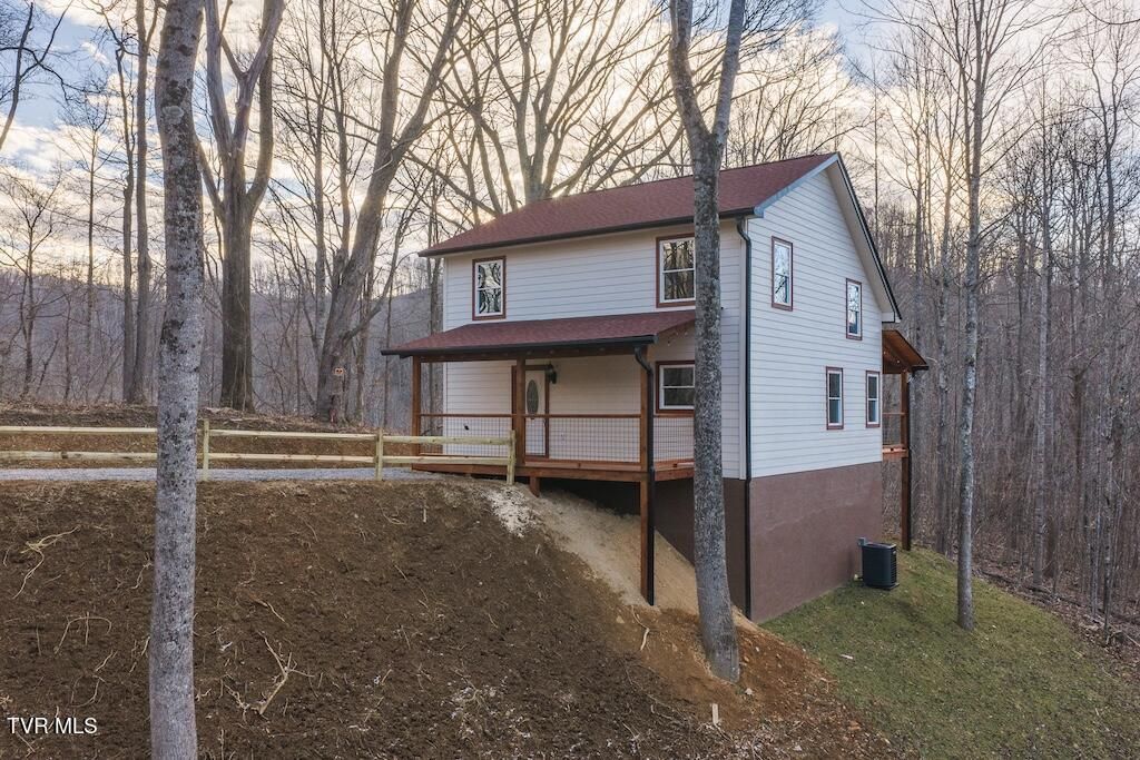 Photo of 1135 Cherry Springs Lane, Trade, TN 37691 (MLS # 9991666)