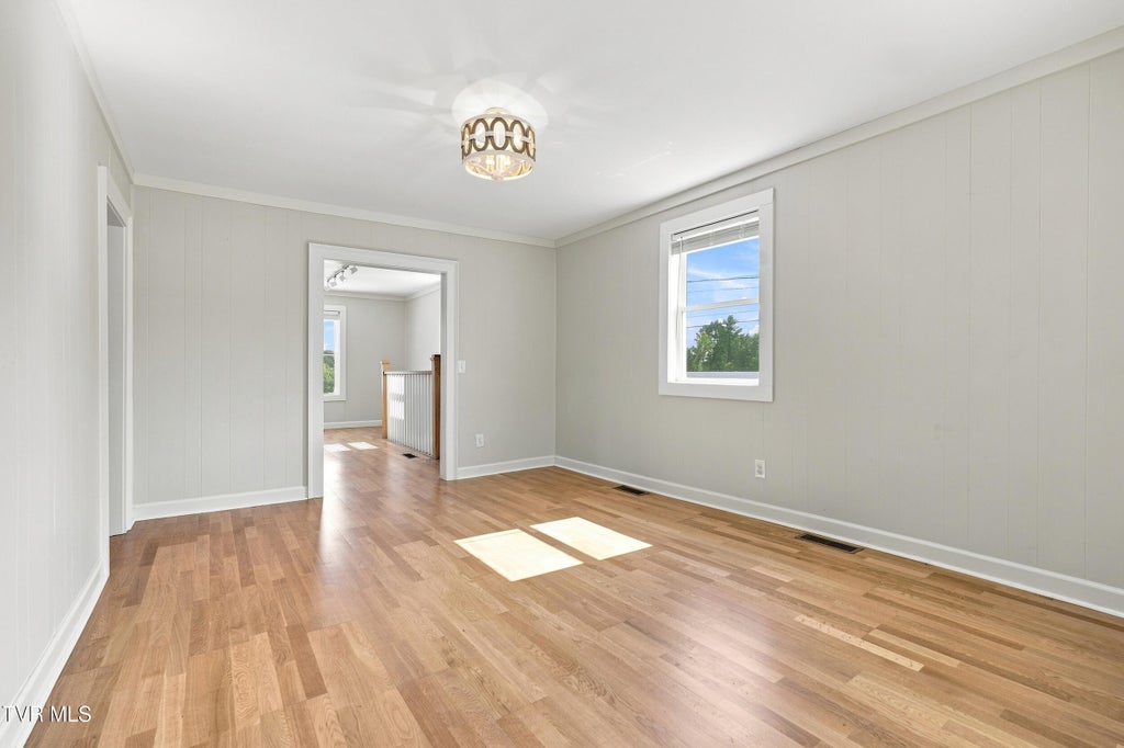 Photo of 40 Stine Street, Bristol, TN 37620 (MLS # 10000227)