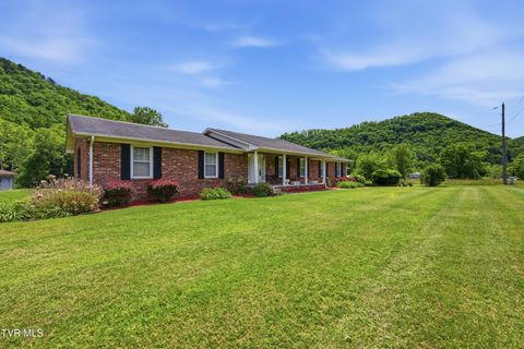 Photo of 121 Hope Drive, Gate City, VA 24251 (MLS # 9995587)