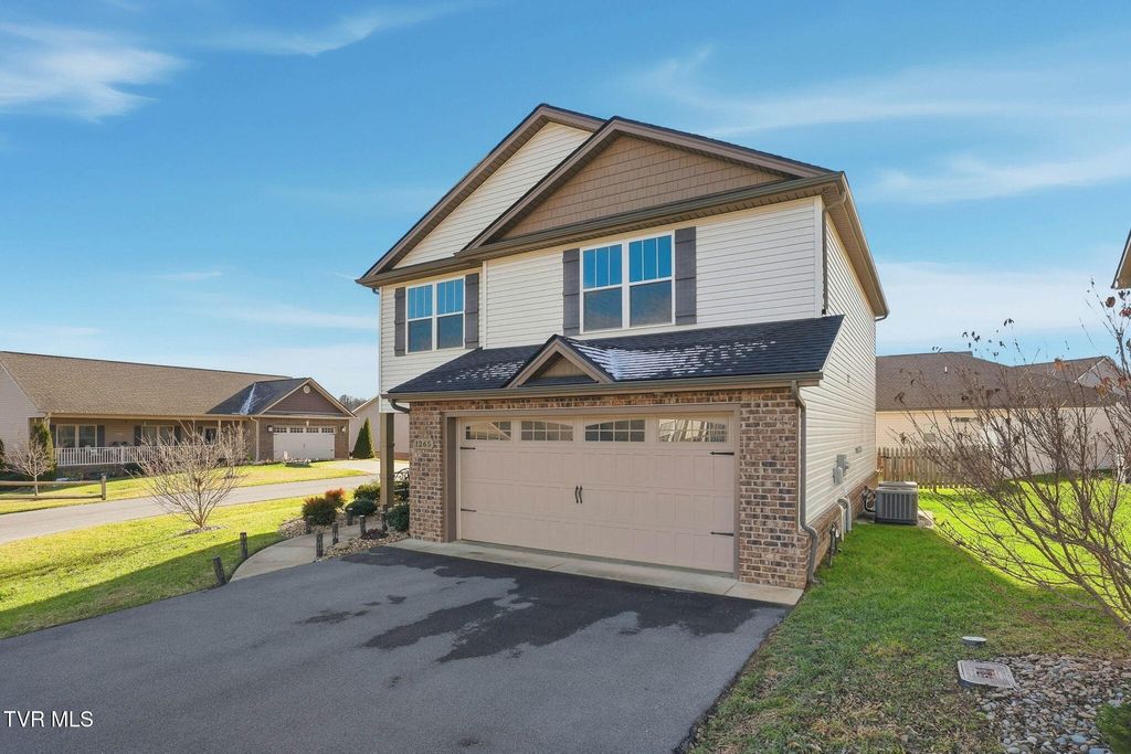 Photo of 1265 Lemongrass Drive, Jonesborough, TN 37659 (MLS # 9990087)