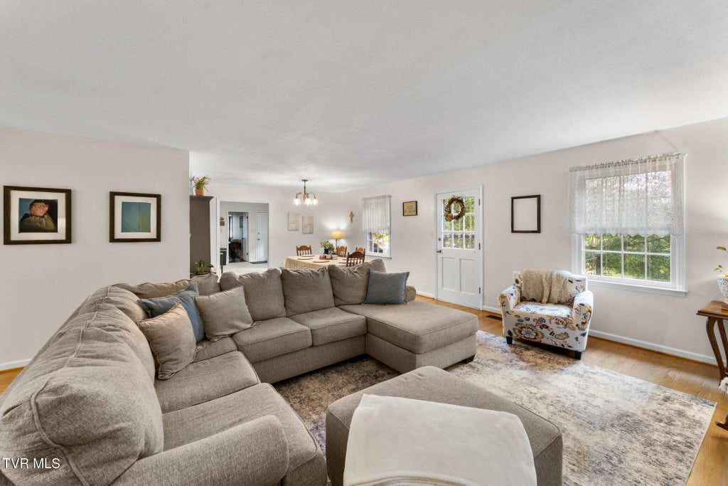 Photo of 101 Meadowcrest Drive, Bristol, TN 37620 (MLS # 10000285)
