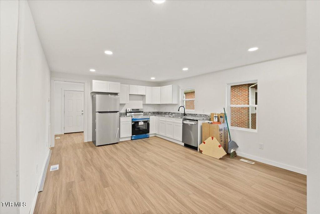 Photo of 145 New Street, Jonesborough, TN 37659 (MLS # 9988746)