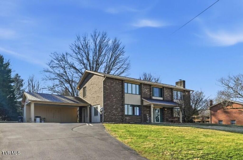 Photo of 297 Beaver Road, Bluff City, TN 37618 (MLS # 9991172)