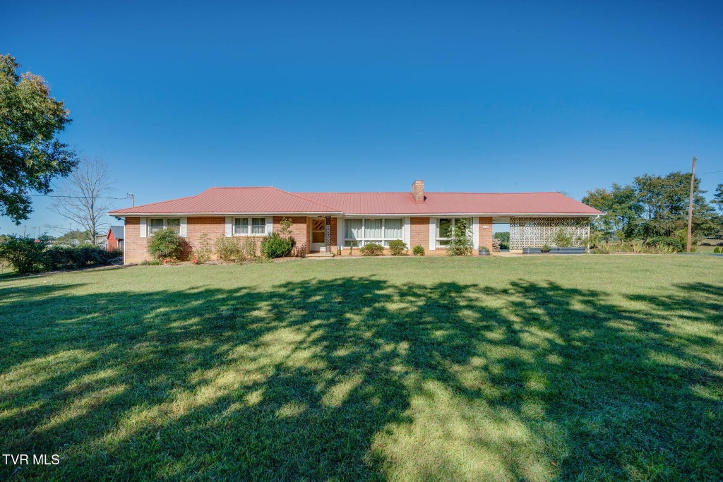 Photo of 226 Boonesboro Road, Gray, TN 37615 (MLS # 10001860)
