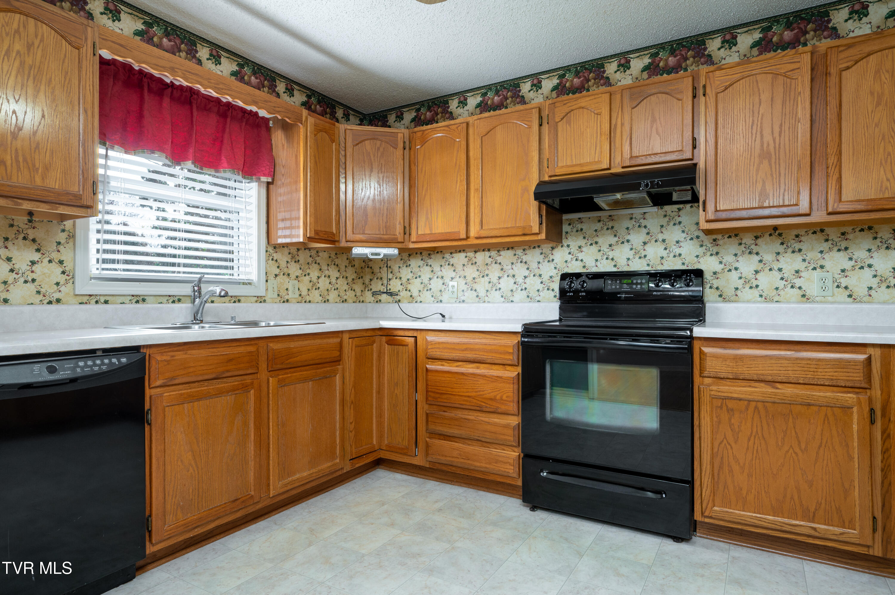 145 Linda Heights Lane, Fall Branch, Tennessee image 27