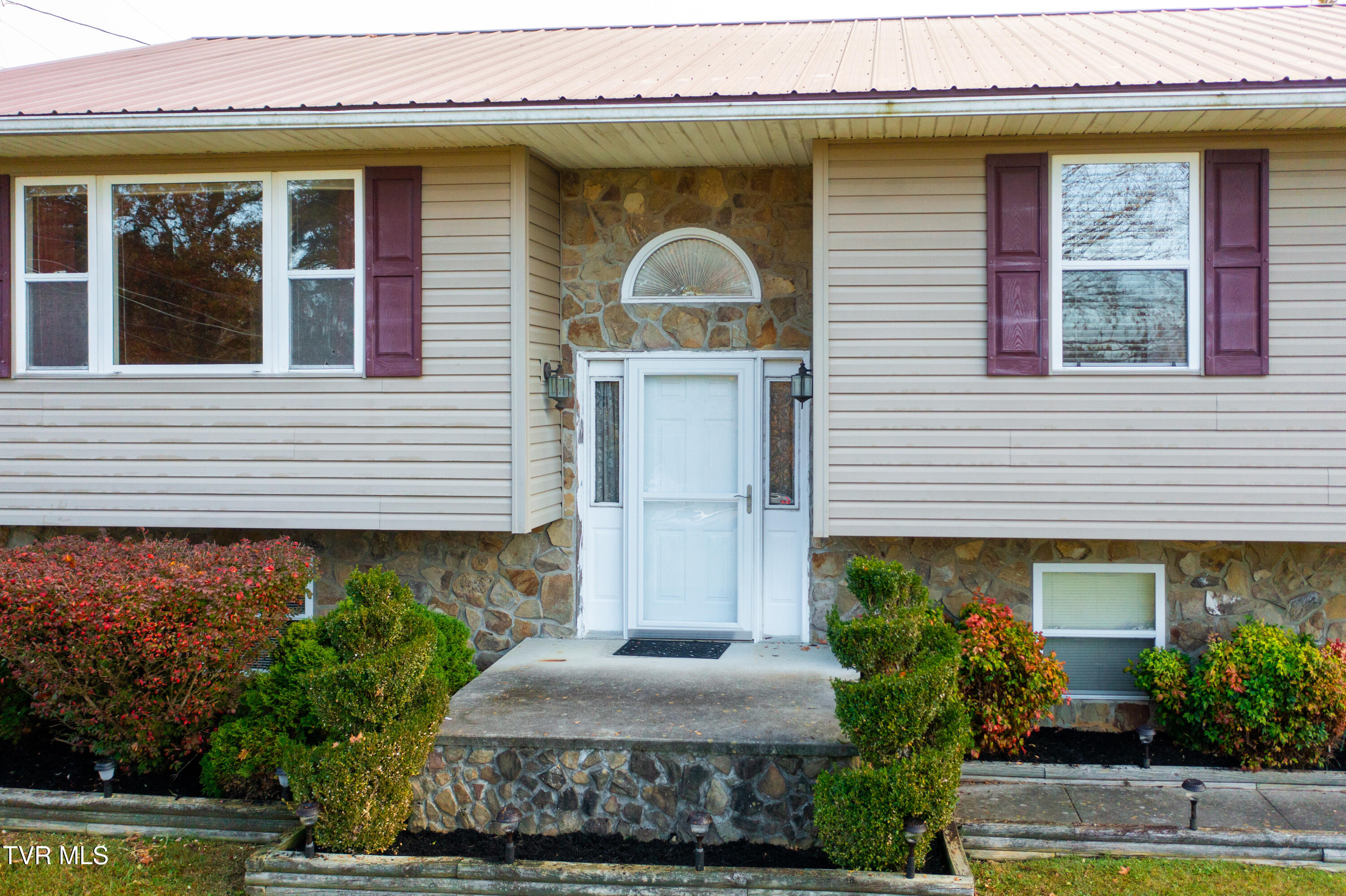 145 Linda Heights Lane, Fall Branch, Tennessee image 12