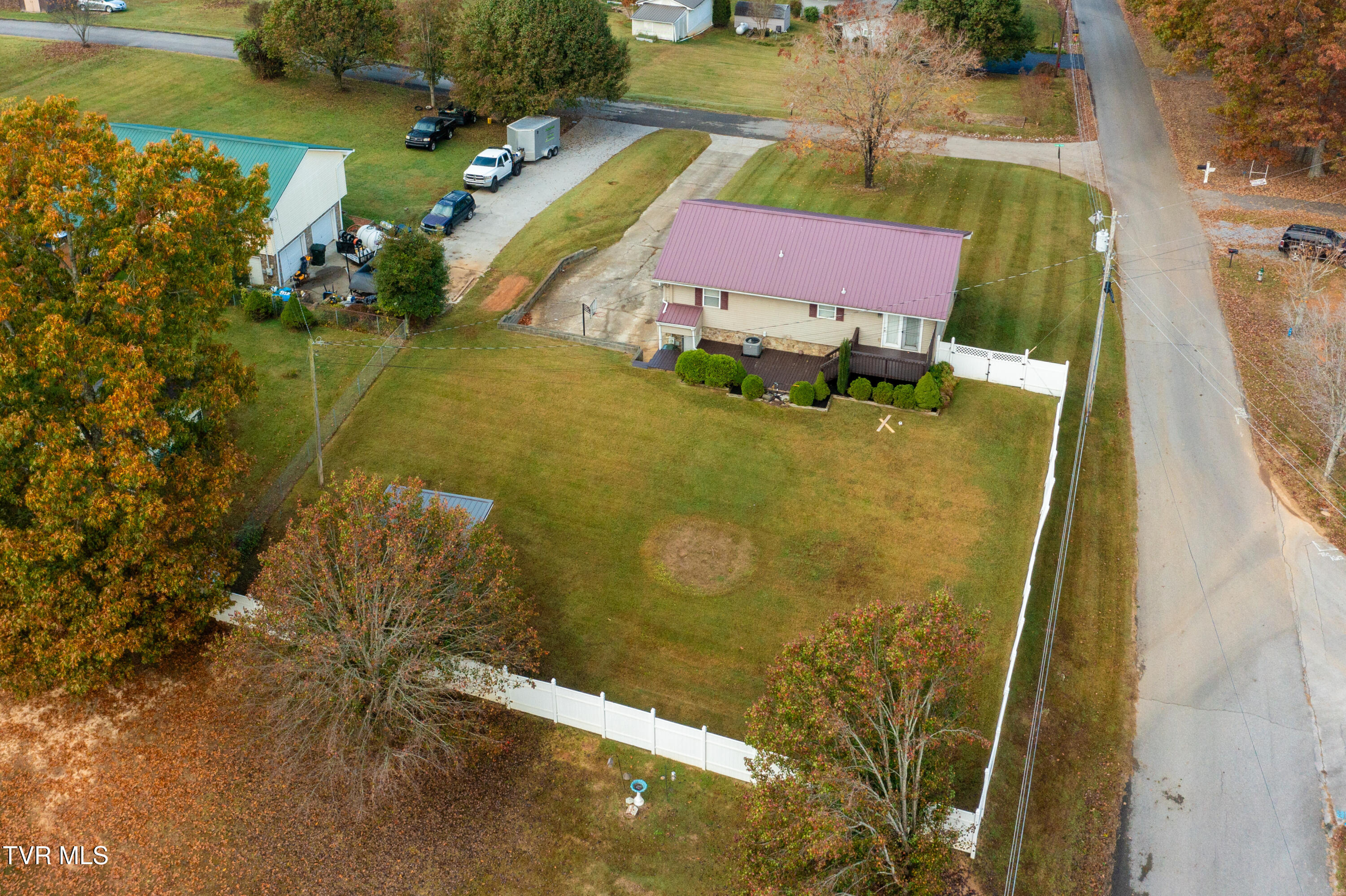 145 Linda Heights Lane, Fall Branch, Tennessee image 13