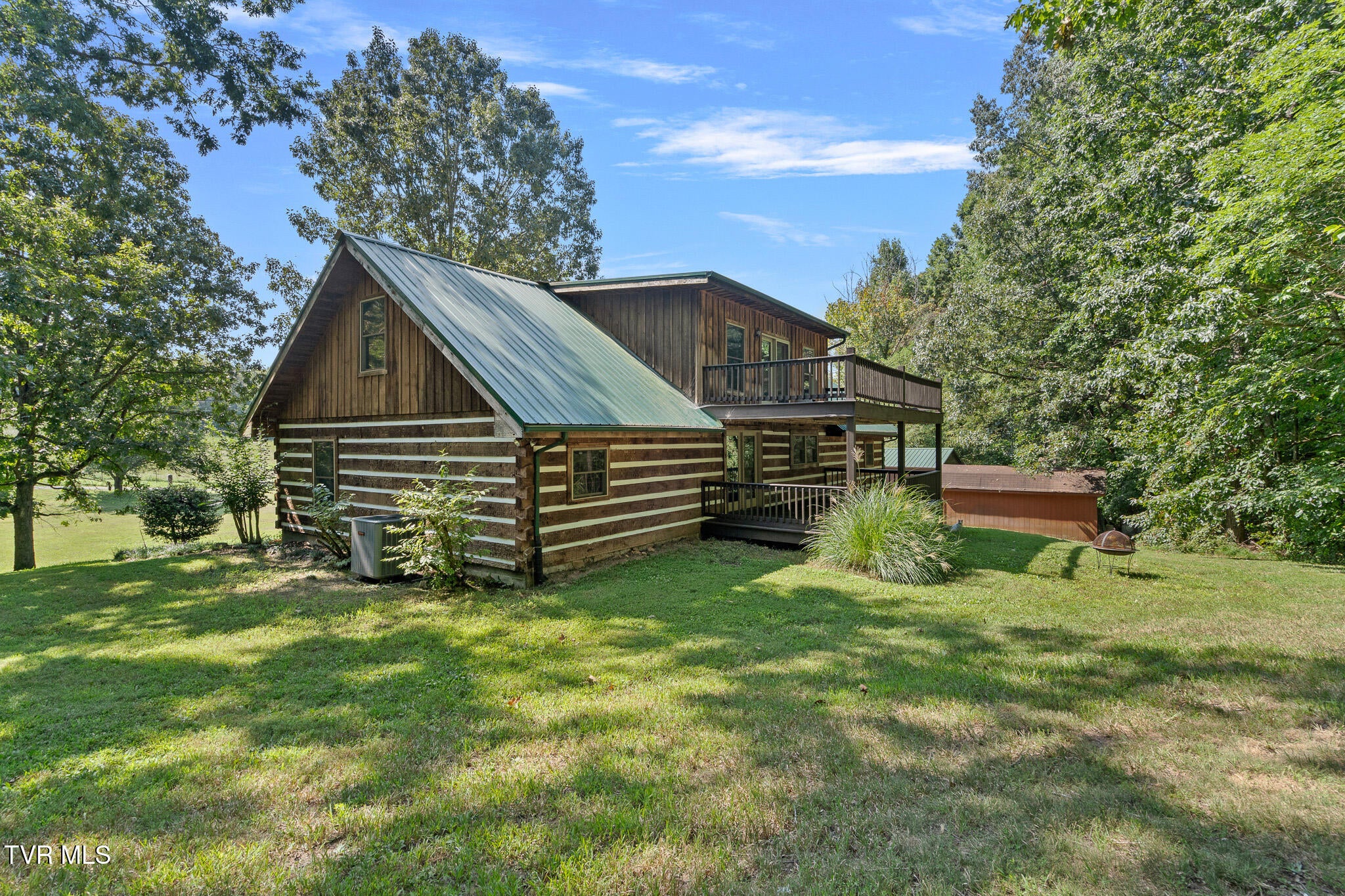 360 East Seven Springs Lane