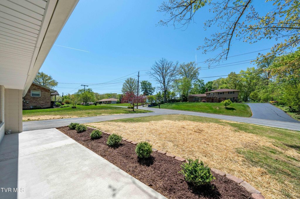 Photo of 2108 Tallwood Drive, Kingsport, TN 37660 (MLS # 9994346)