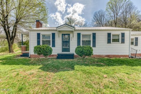 Photo of 5270 Fort Henry Drive, Kingsport, TN 37663 (MLS # 9993346)