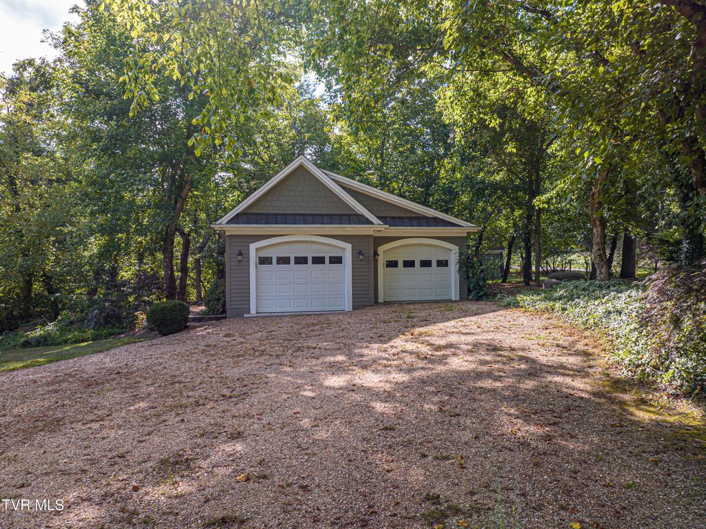 Photo of 16020 Mendota Road, Abingdon, VA 24210 (MLS # 9985116)