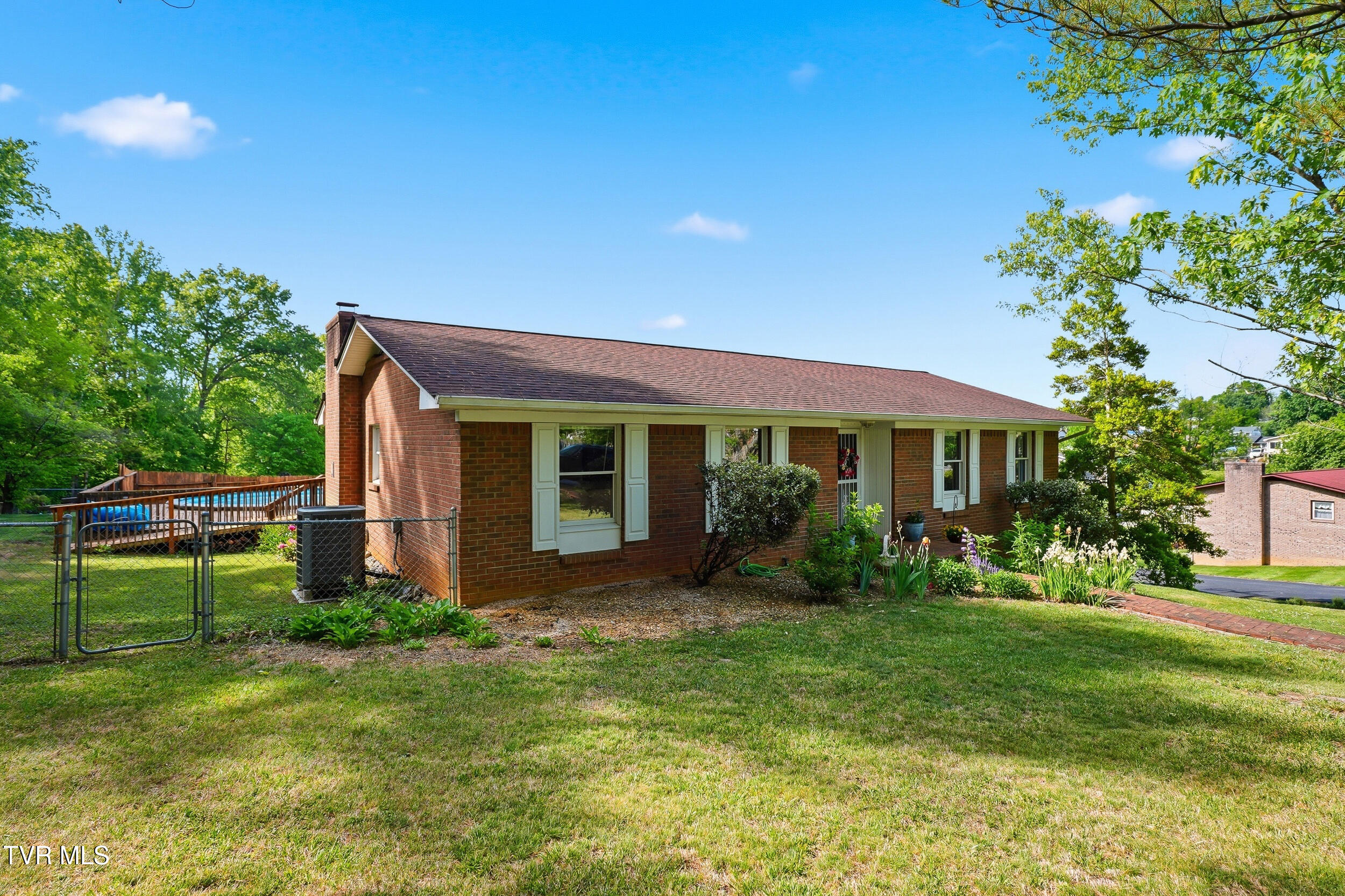316 Clark Place