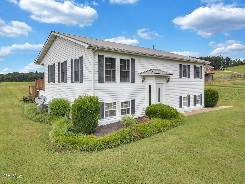 Photo of 485 Sugar Bowl Road, Chuckey, TN 37641 (MLS # 9992462)