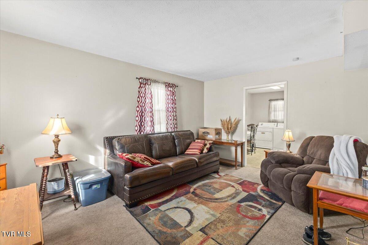 1308 Knob Creek Road