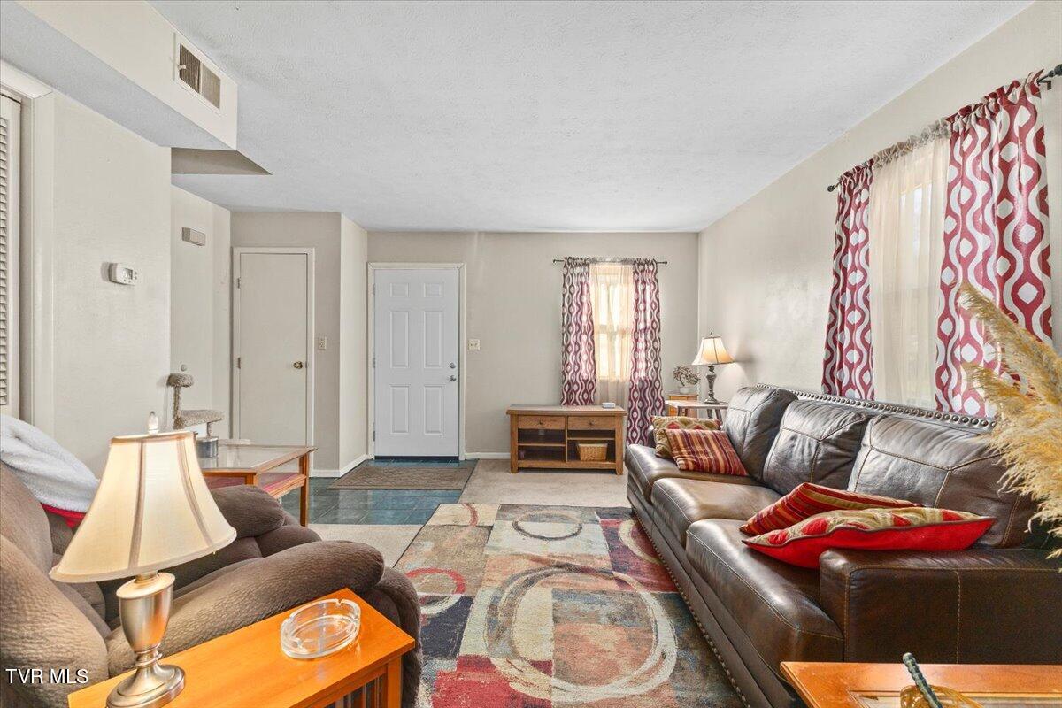 1308 Knob Creek Road