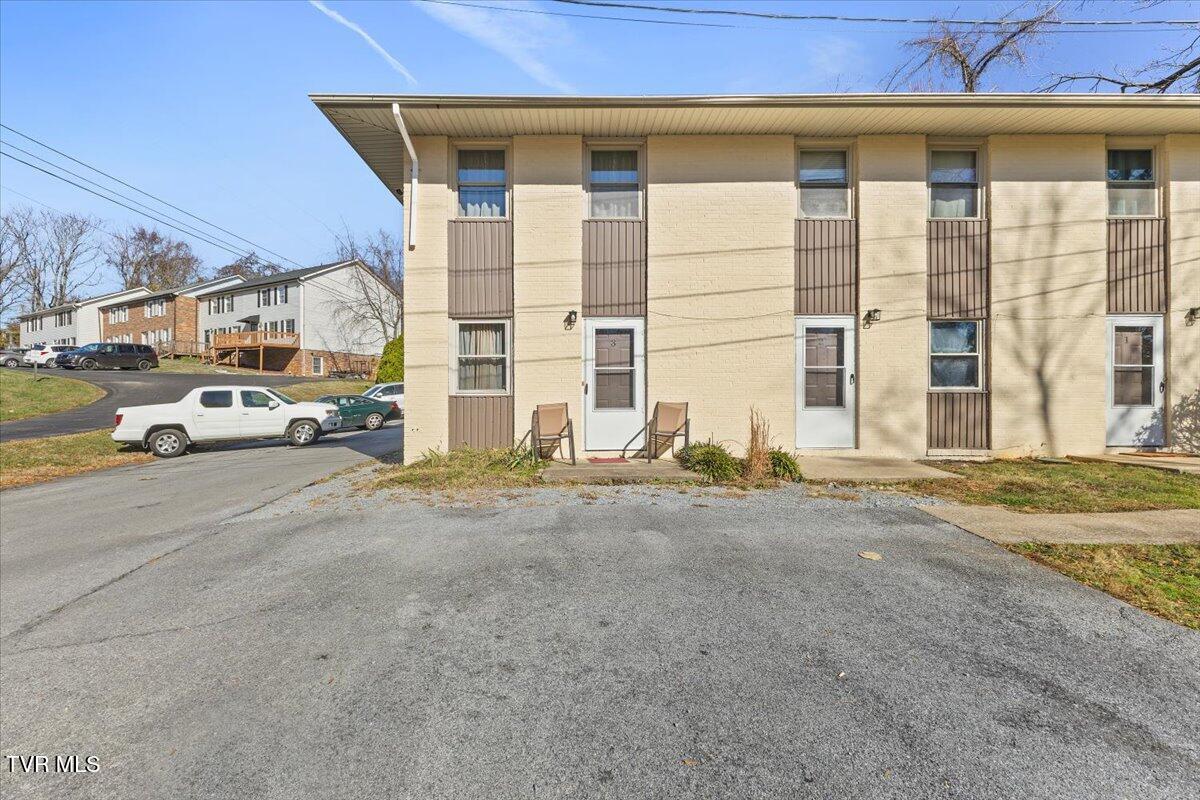 1308 Knob Creek Road