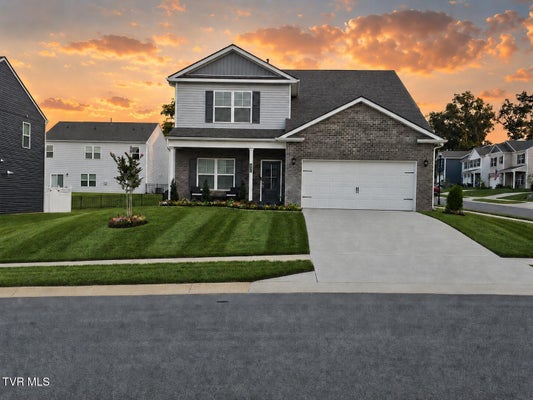 631 CANOE ST, JOHNSON CITY, TN 37604 - Image efdfd559602fb9d00456aea30f50454f/2189913012