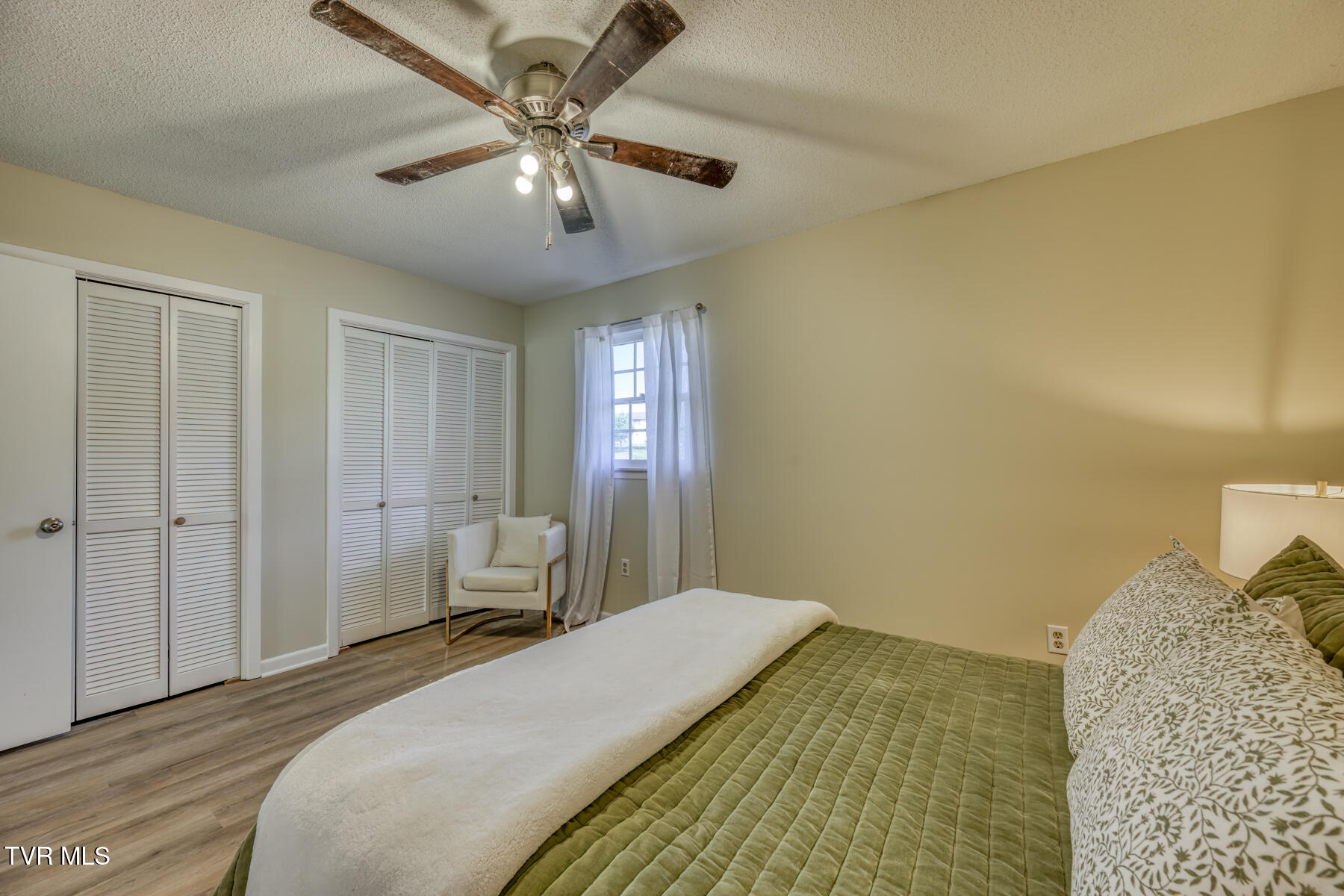 124 Oakcrest Circle, Bristol, Virginia image 8