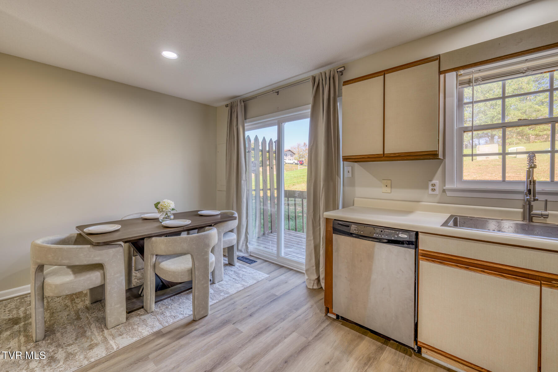 124 Oakcrest Circle, Bristol, Virginia image 10