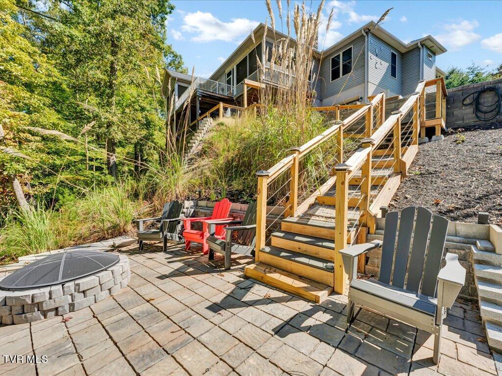 1610 Sequoyah Drive, Mooresburg, Tennessee image 3