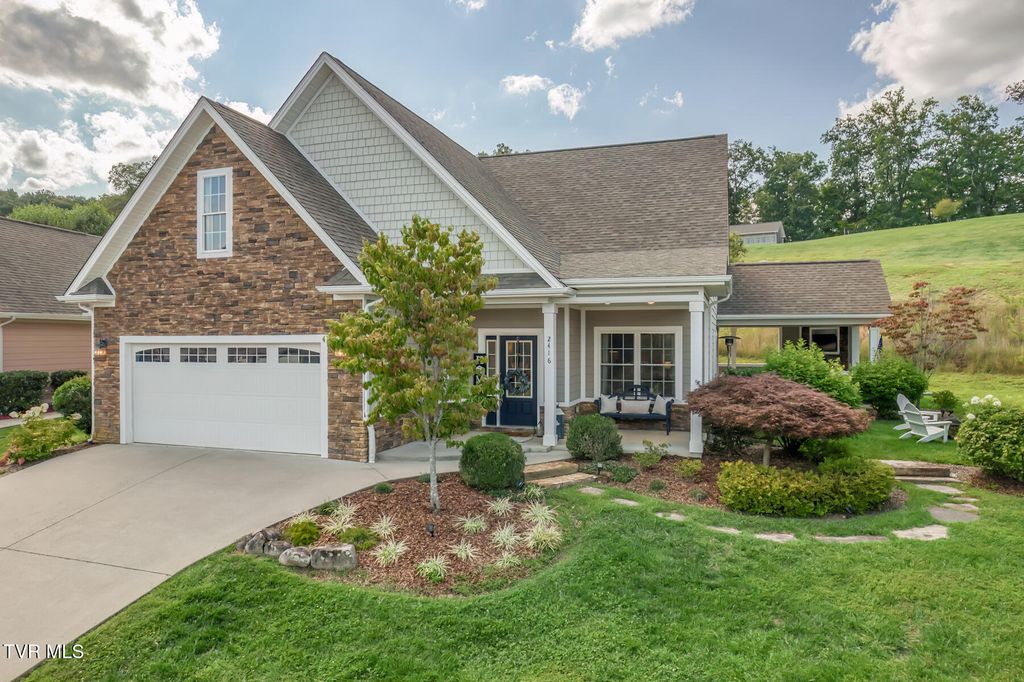 Photo of 2416 Edinburgh Channel Road, Kingsport, TN 37664 (MLS # 9985565)