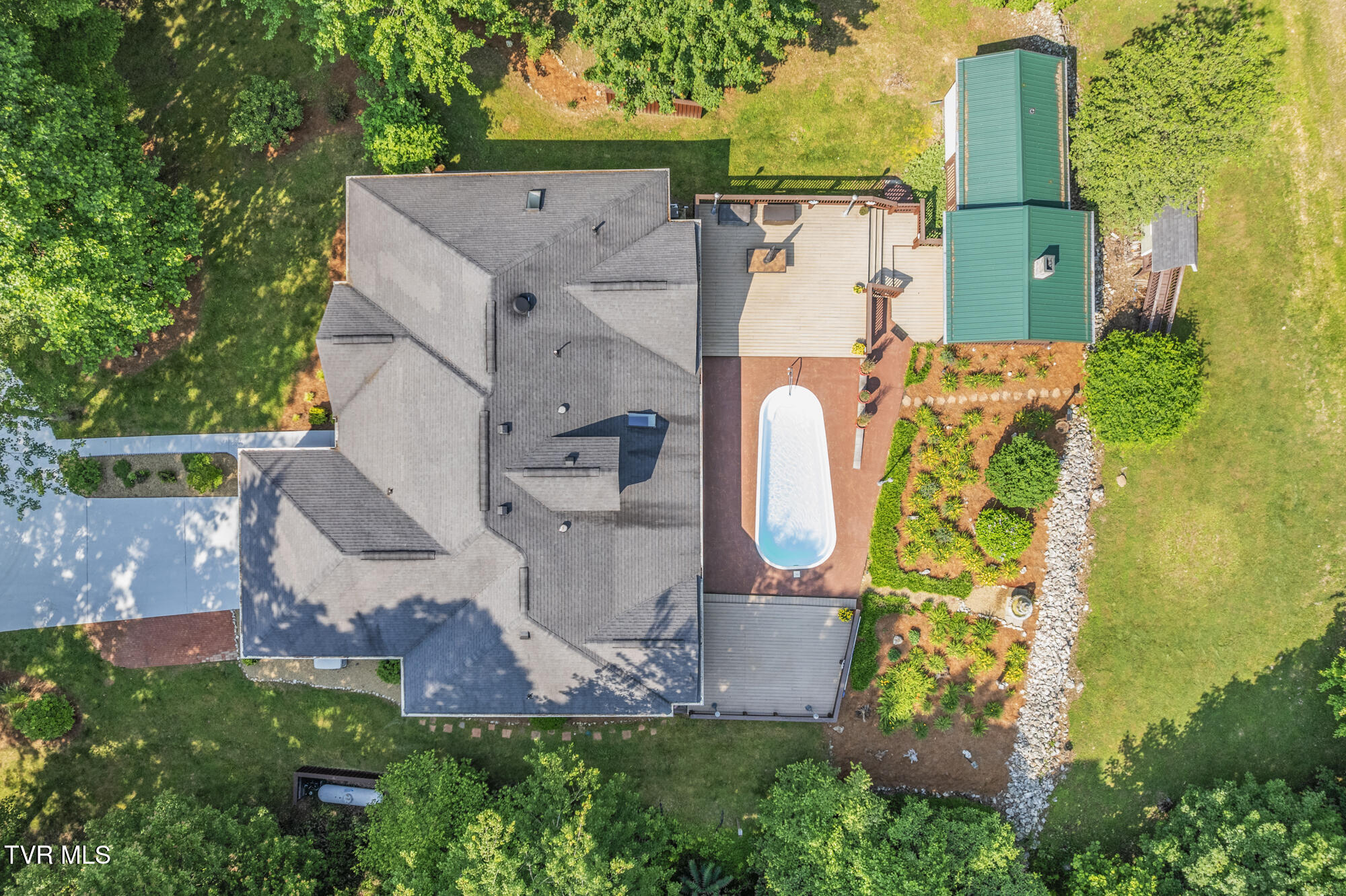 23677 Archery Range Road, Bristol, Virginia image 15