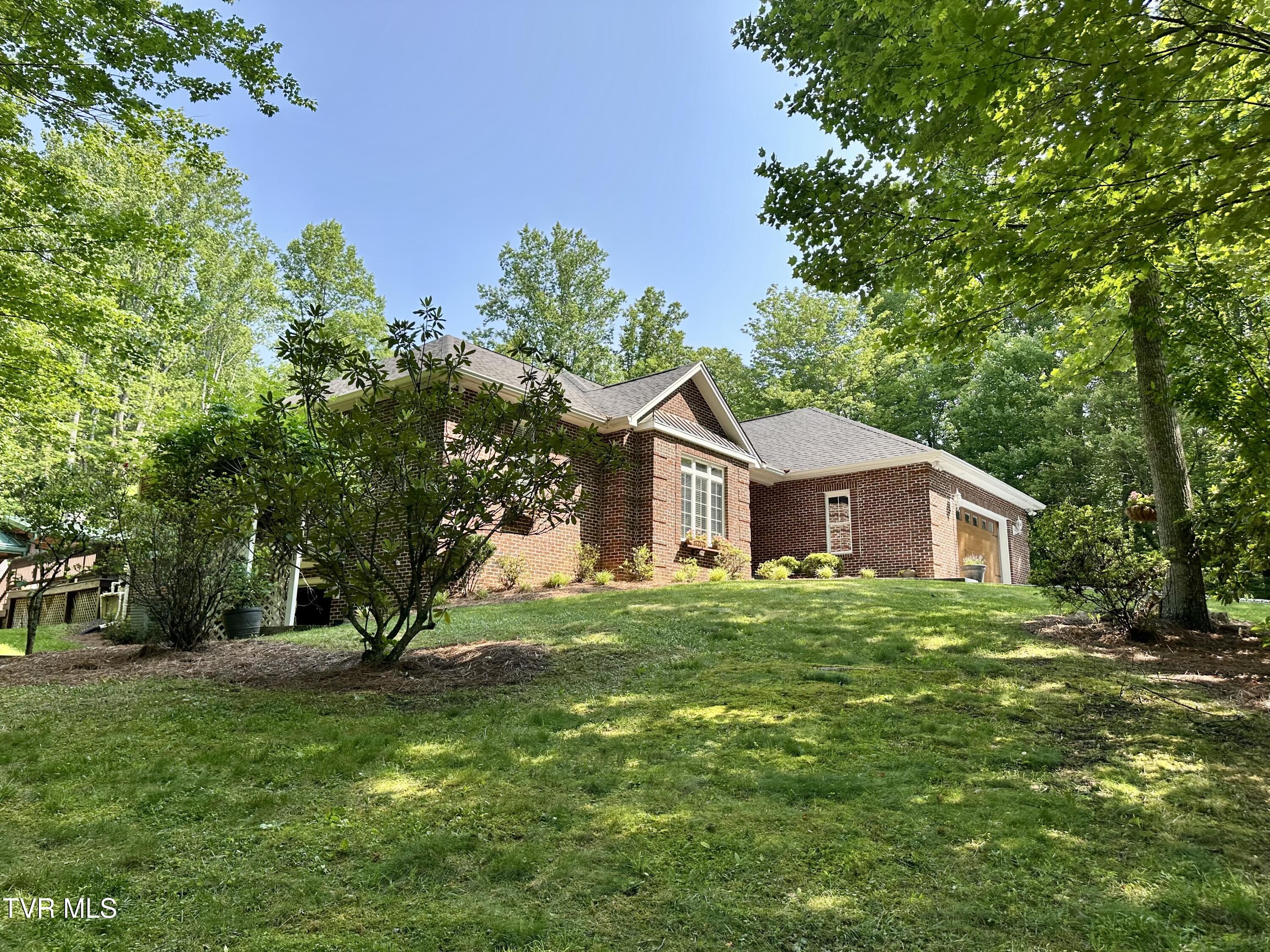 23677 Archery Range Road, Bristol, Virginia image 9