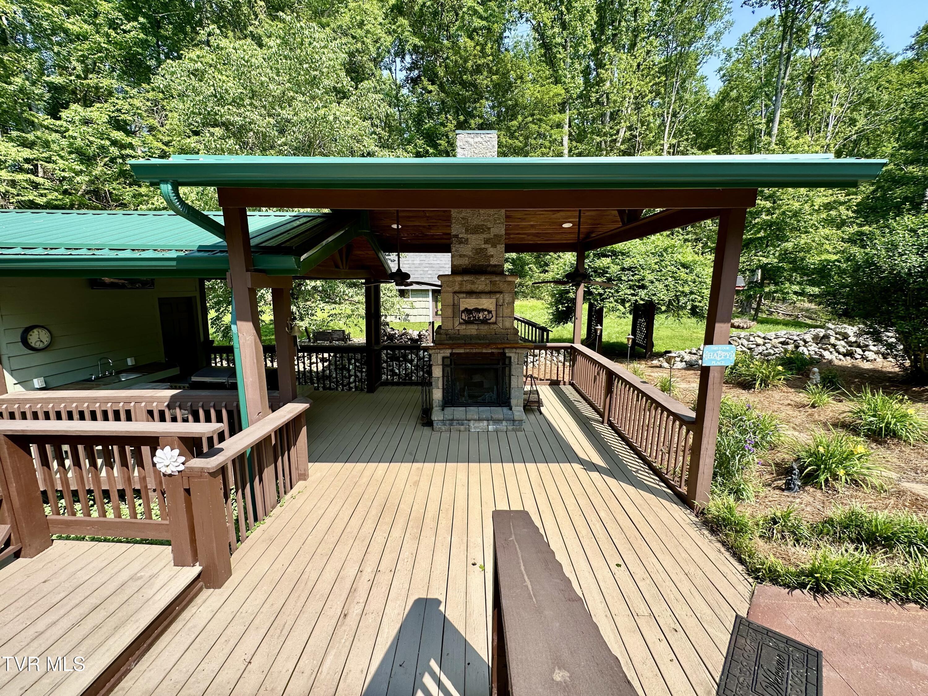 23677 Archery Range Road, Bristol, Virginia image 23
