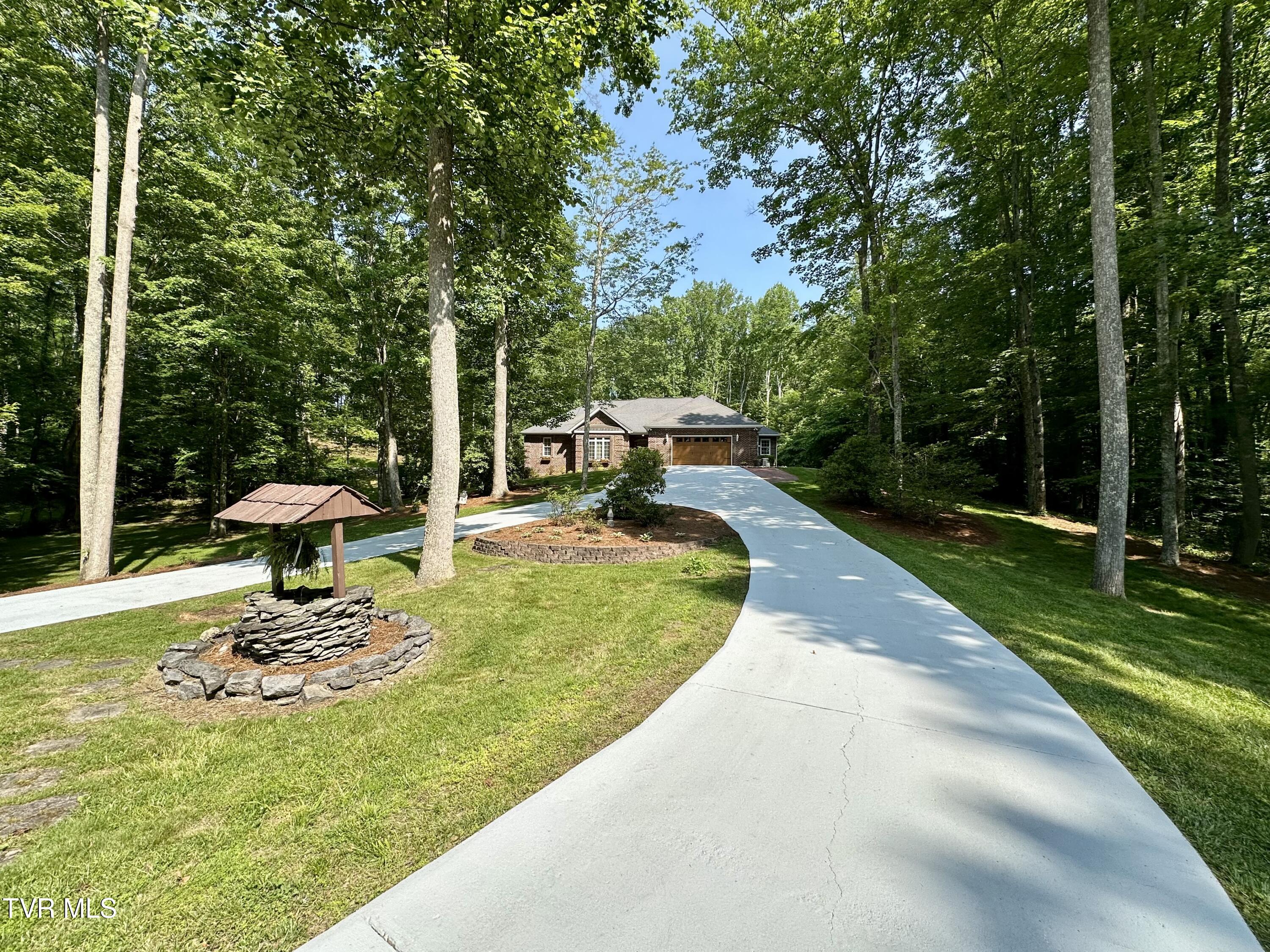 23677 Archery Range Road, Bristol, Virginia image 18
