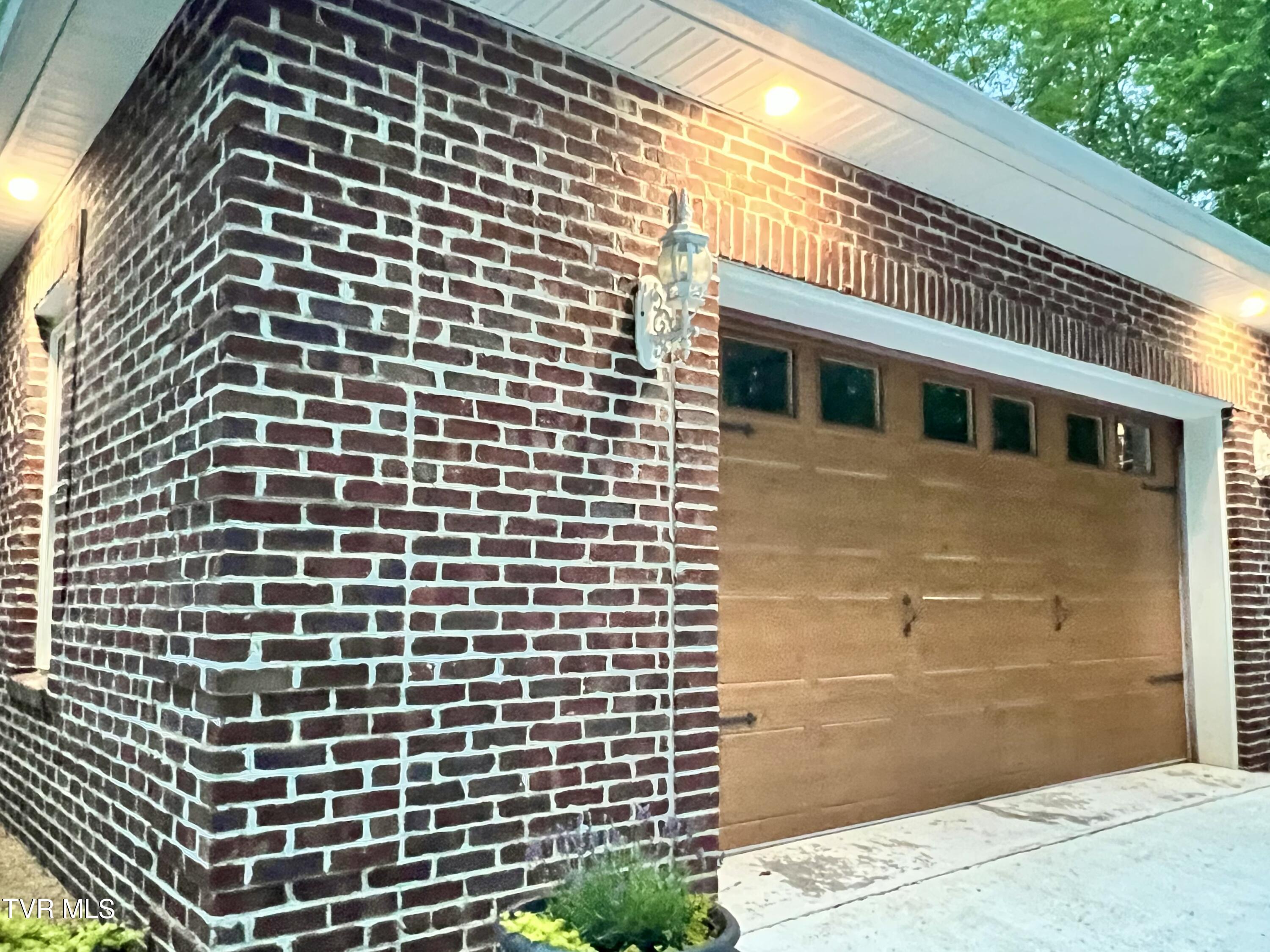 23677 Archery Range Road, Bristol, Virginia image 16