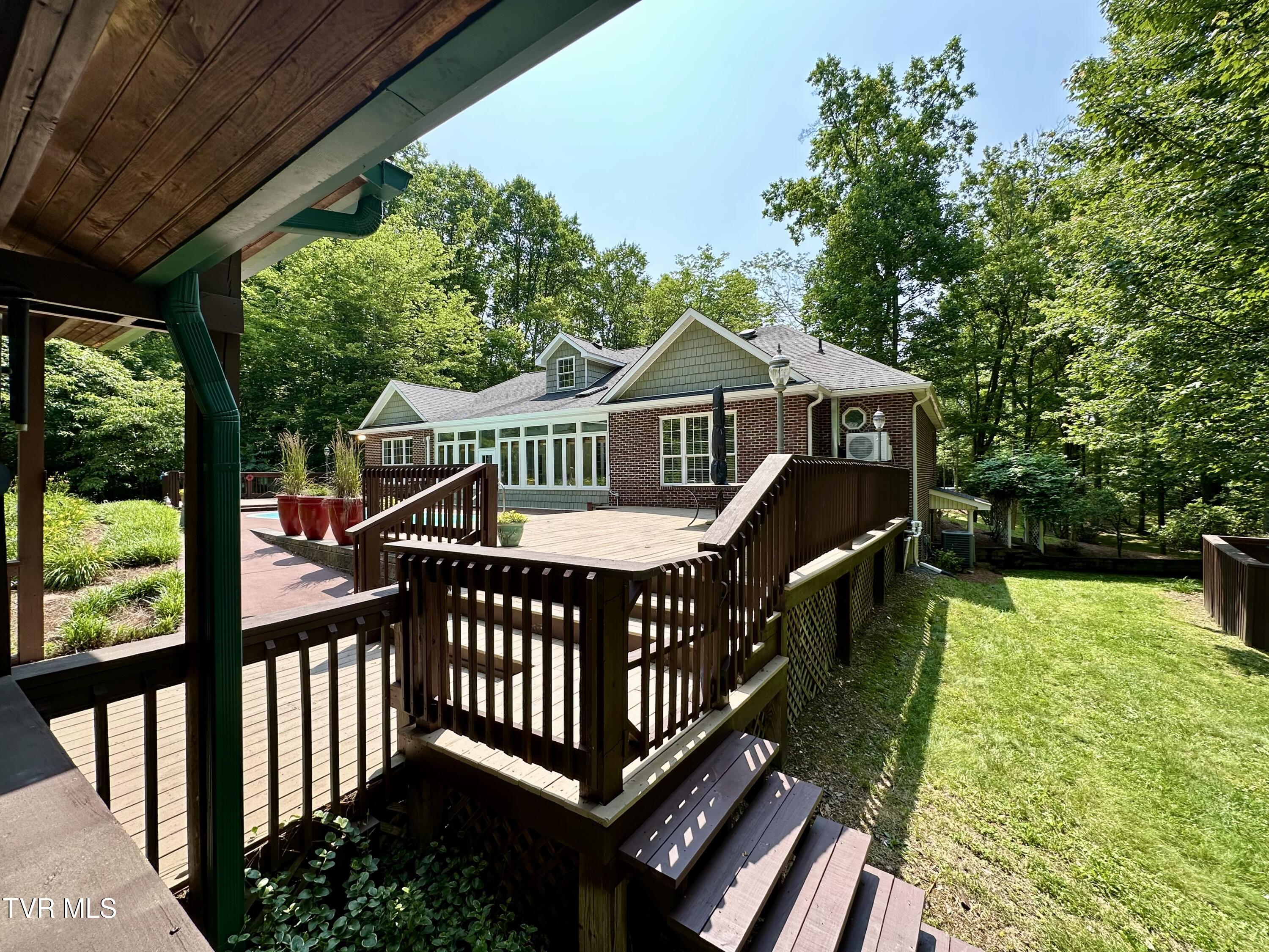 23677 Archery Range Road, Bristol, Virginia image 21