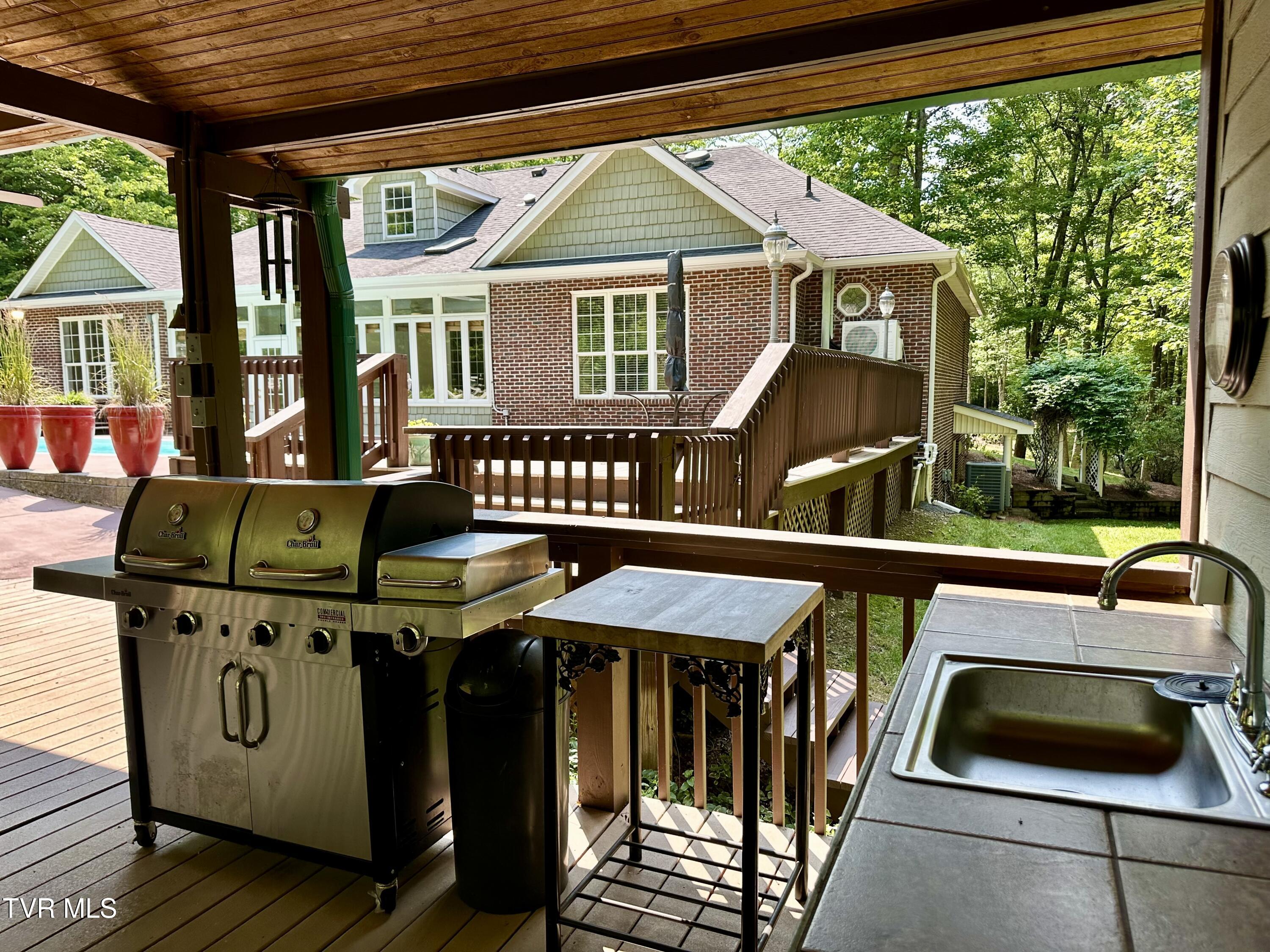 23677 Archery Range Road, Bristol, Virginia image 30