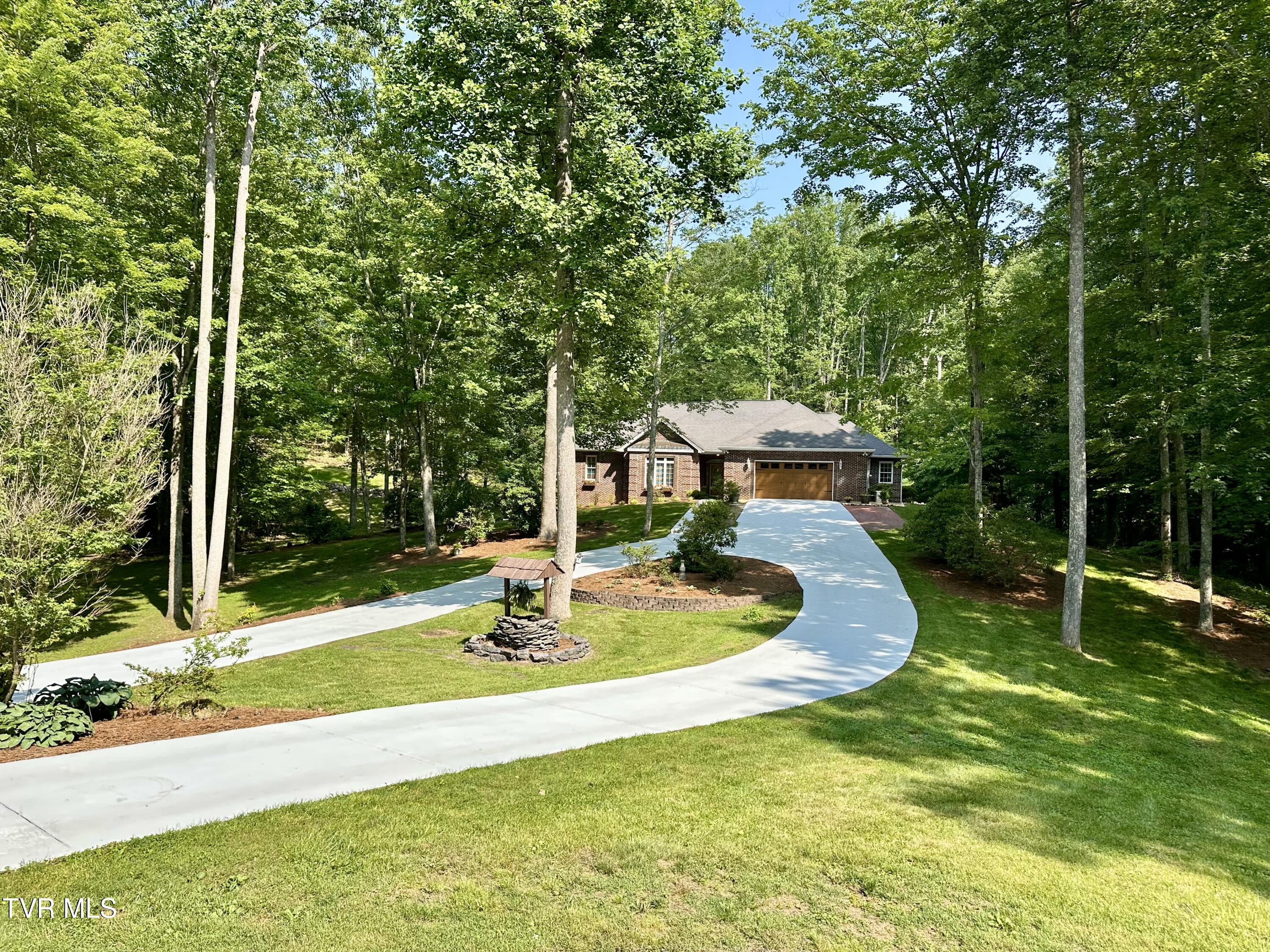 23677 Archery Range Road, Bristol, Virginia image 1