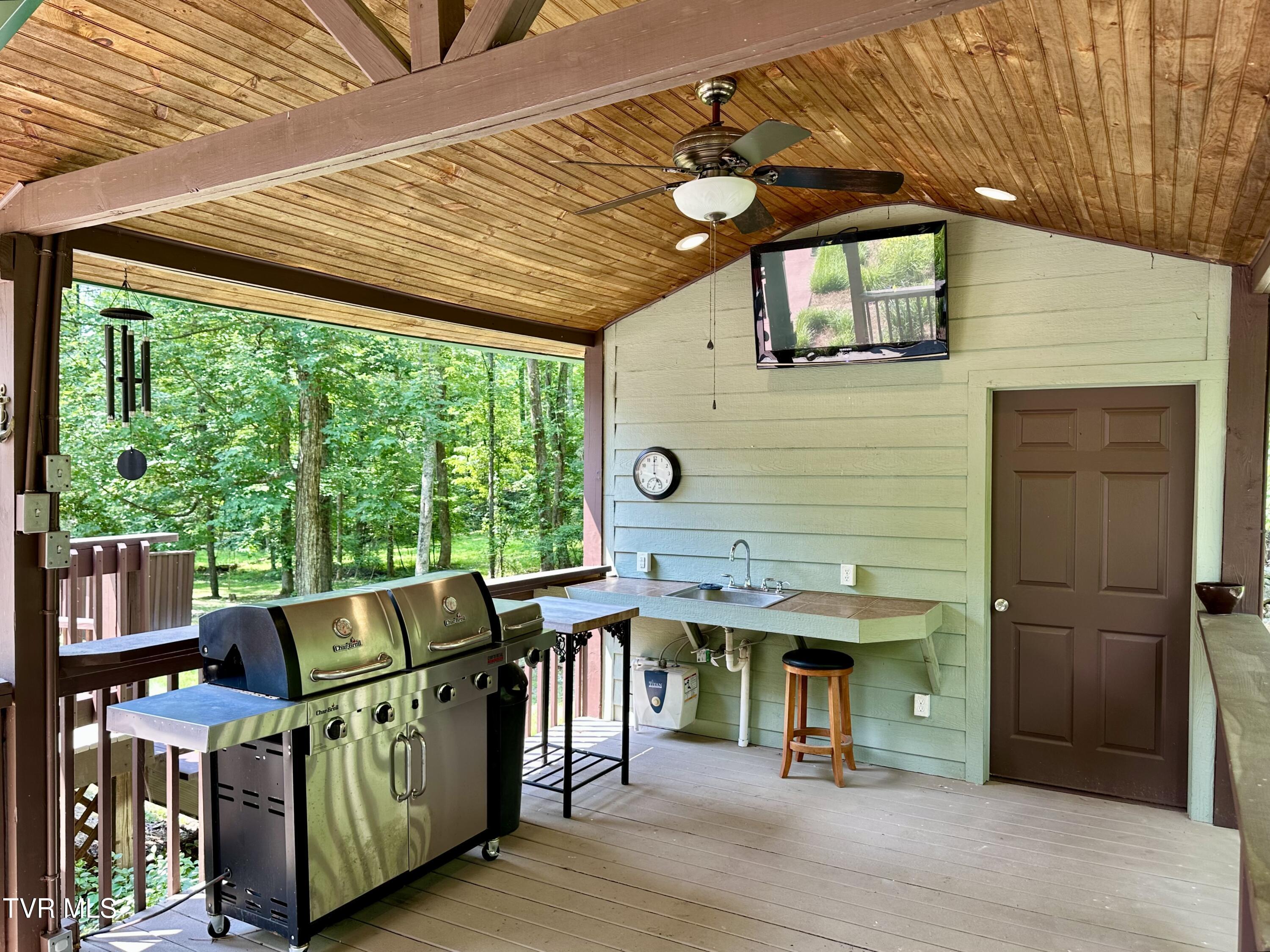 23677 Archery Range Road, Bristol, Virginia image 26