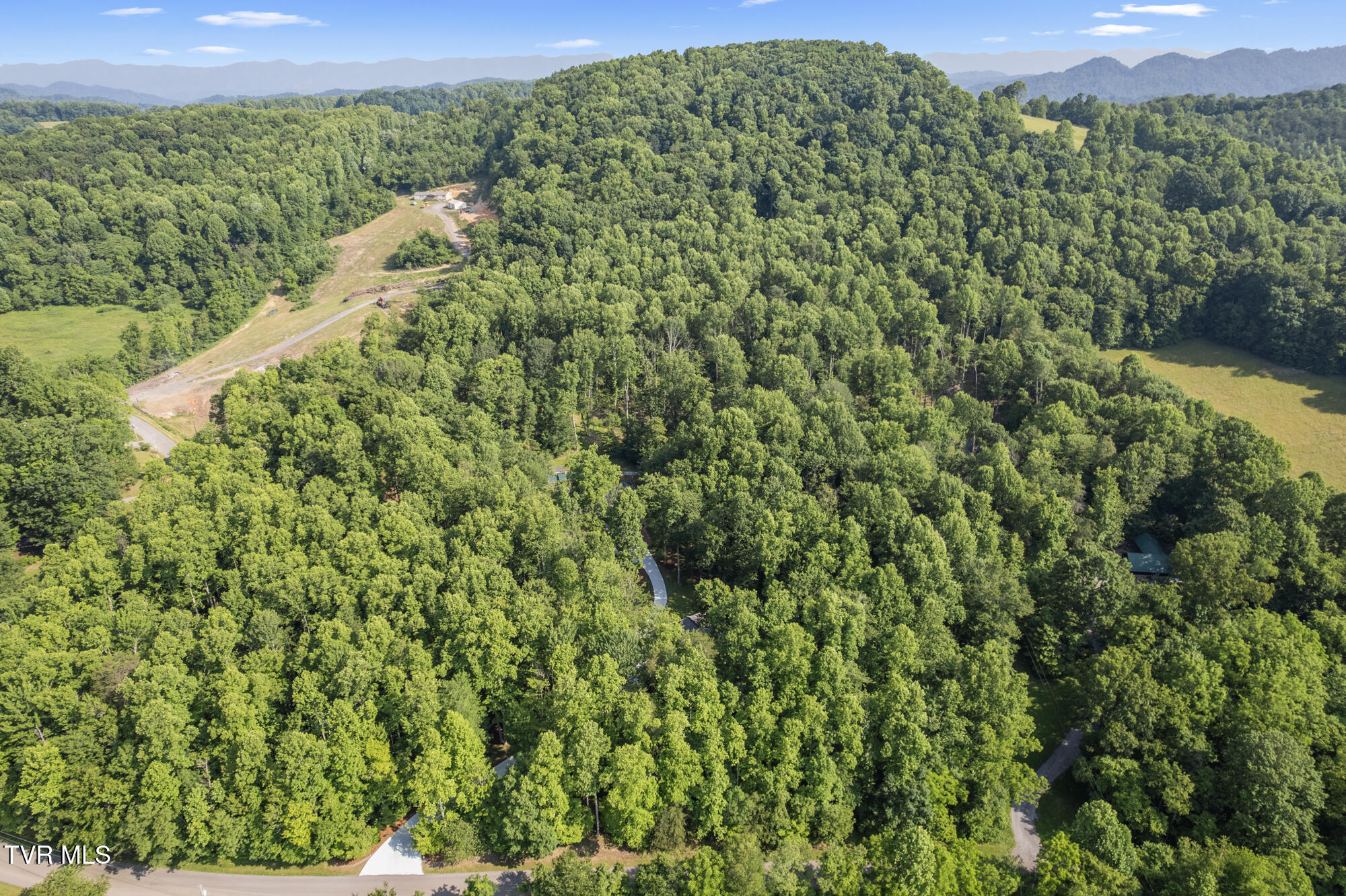 23677 Archery Range Road, Bristol, Virginia image 6
