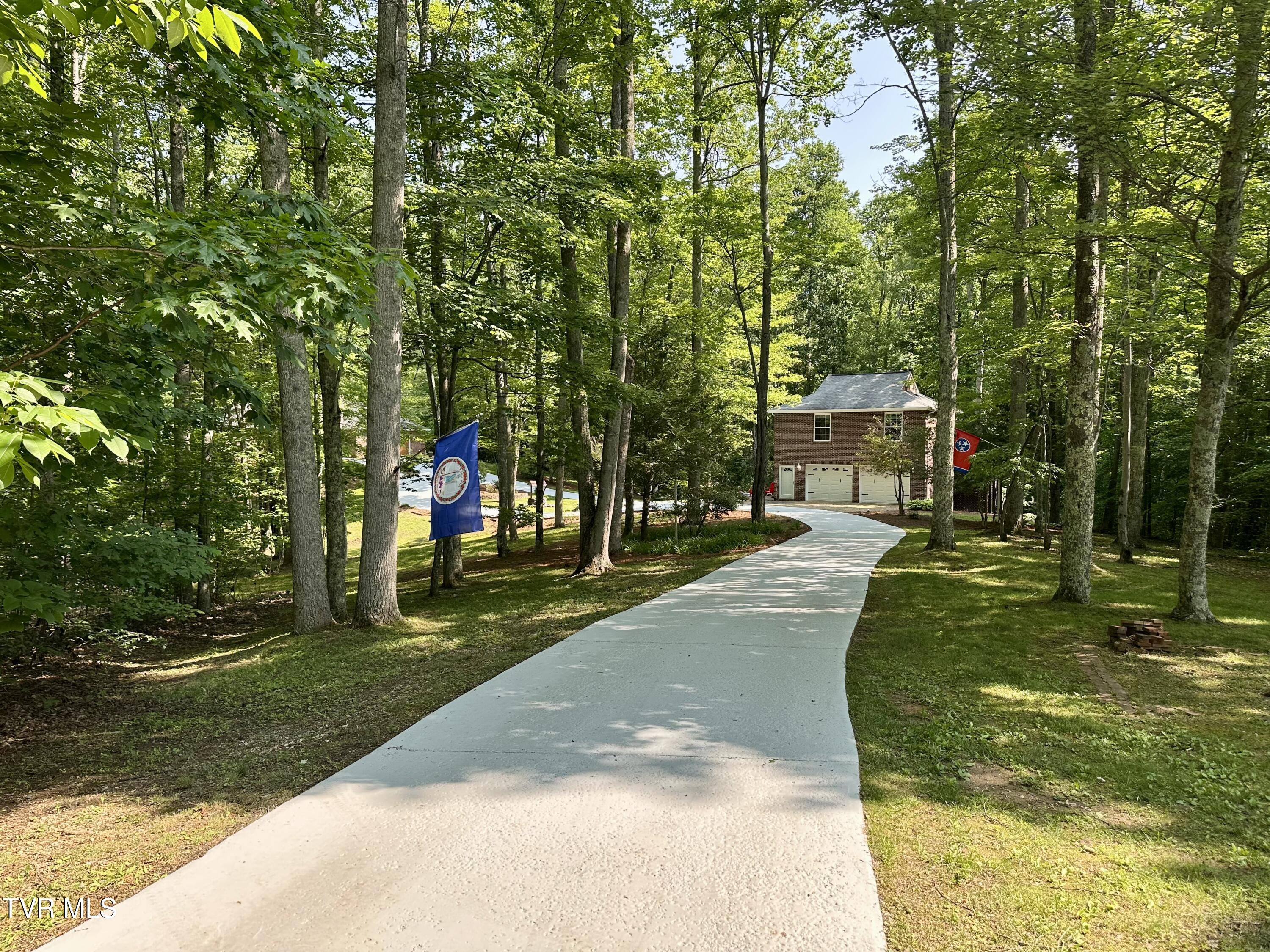23677 Archery Range Road, Bristol, Virginia image 32
