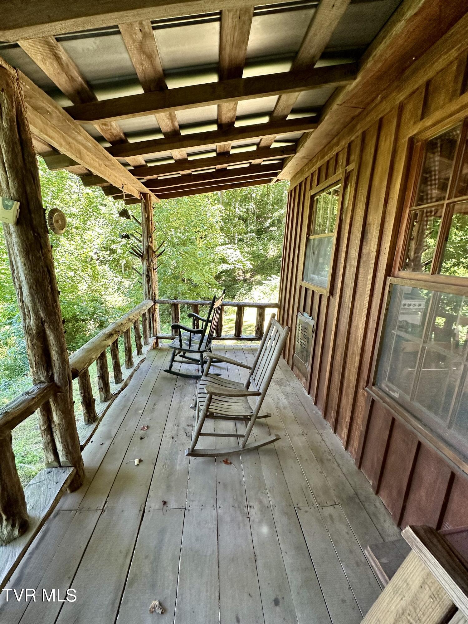 Big Moccasin Road, Nickelsville, Virginia image 22