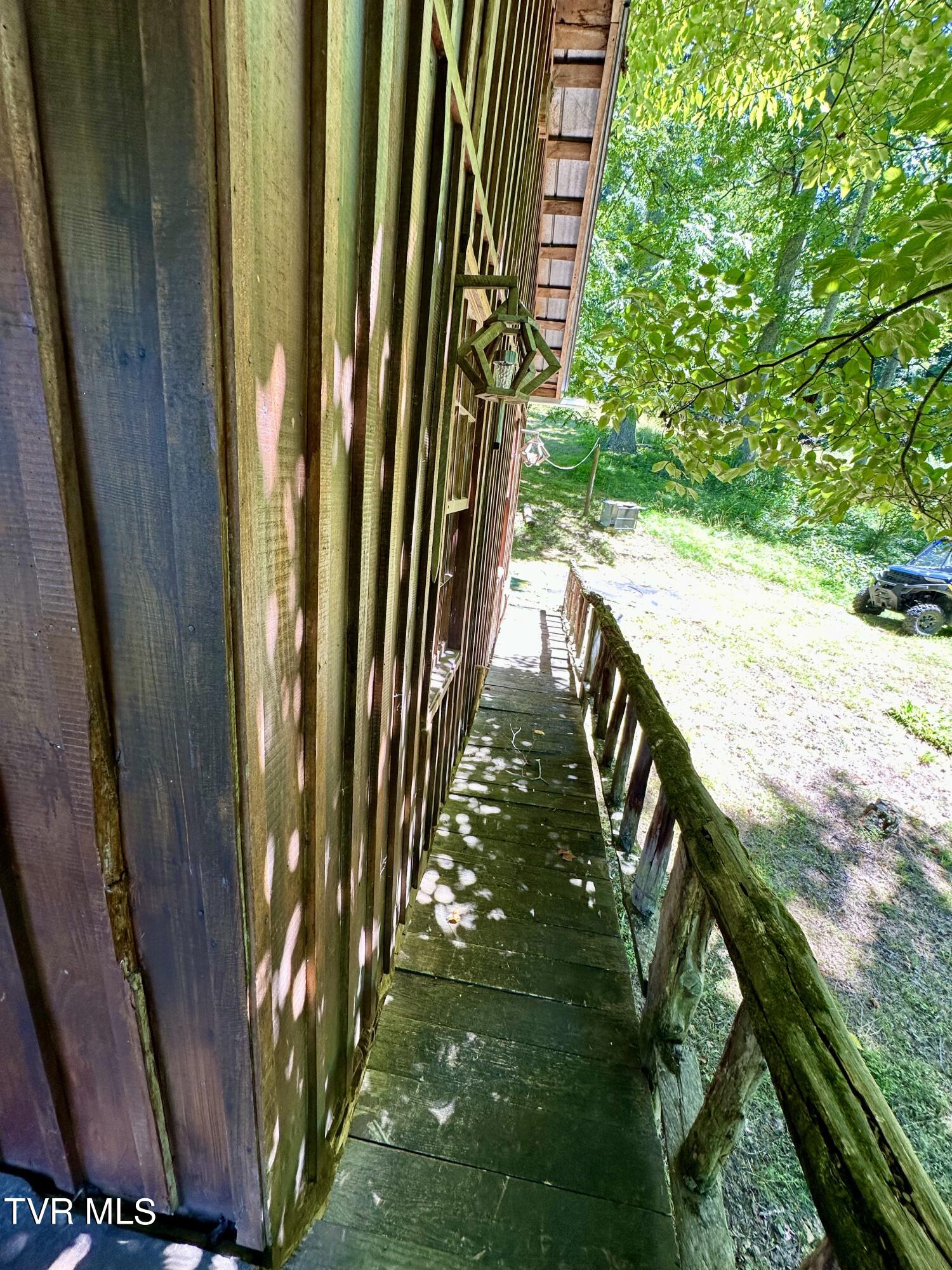 Big Moccasin Road, Nickelsville, Virginia image 27