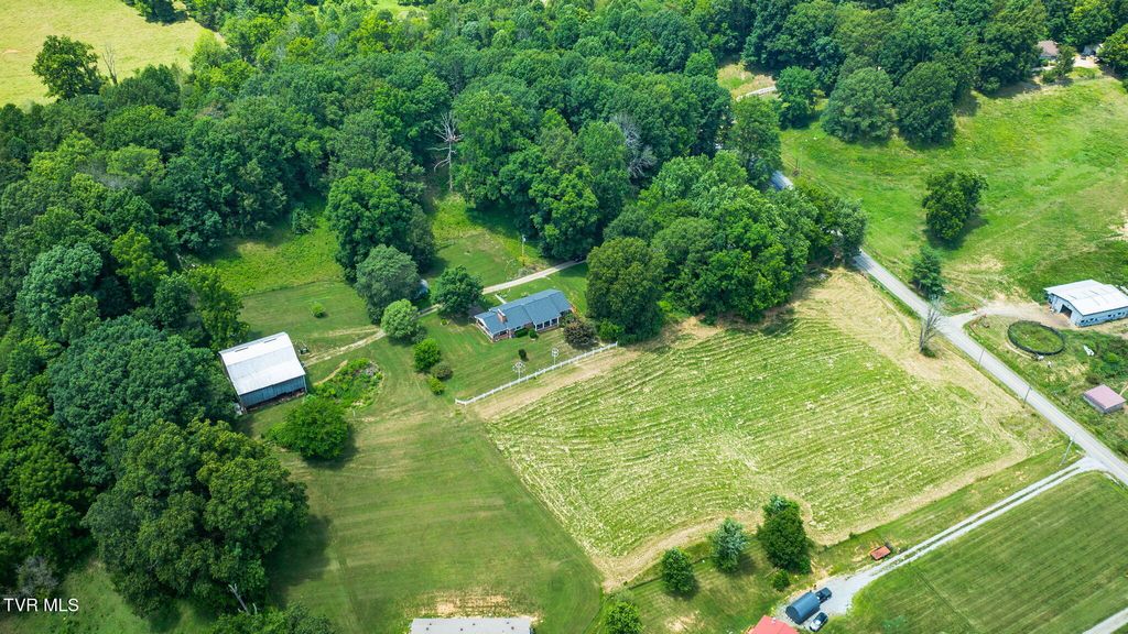 Photo of 120 Wheelock Road, Jonesborough, TN 37659 (MLS # 9991763)
