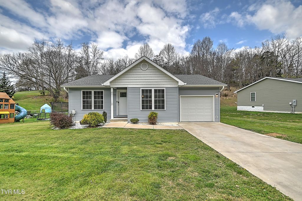 Photo of 1735 Southside Road, Elizabethton, TN 37643 (MLS # 9993287)