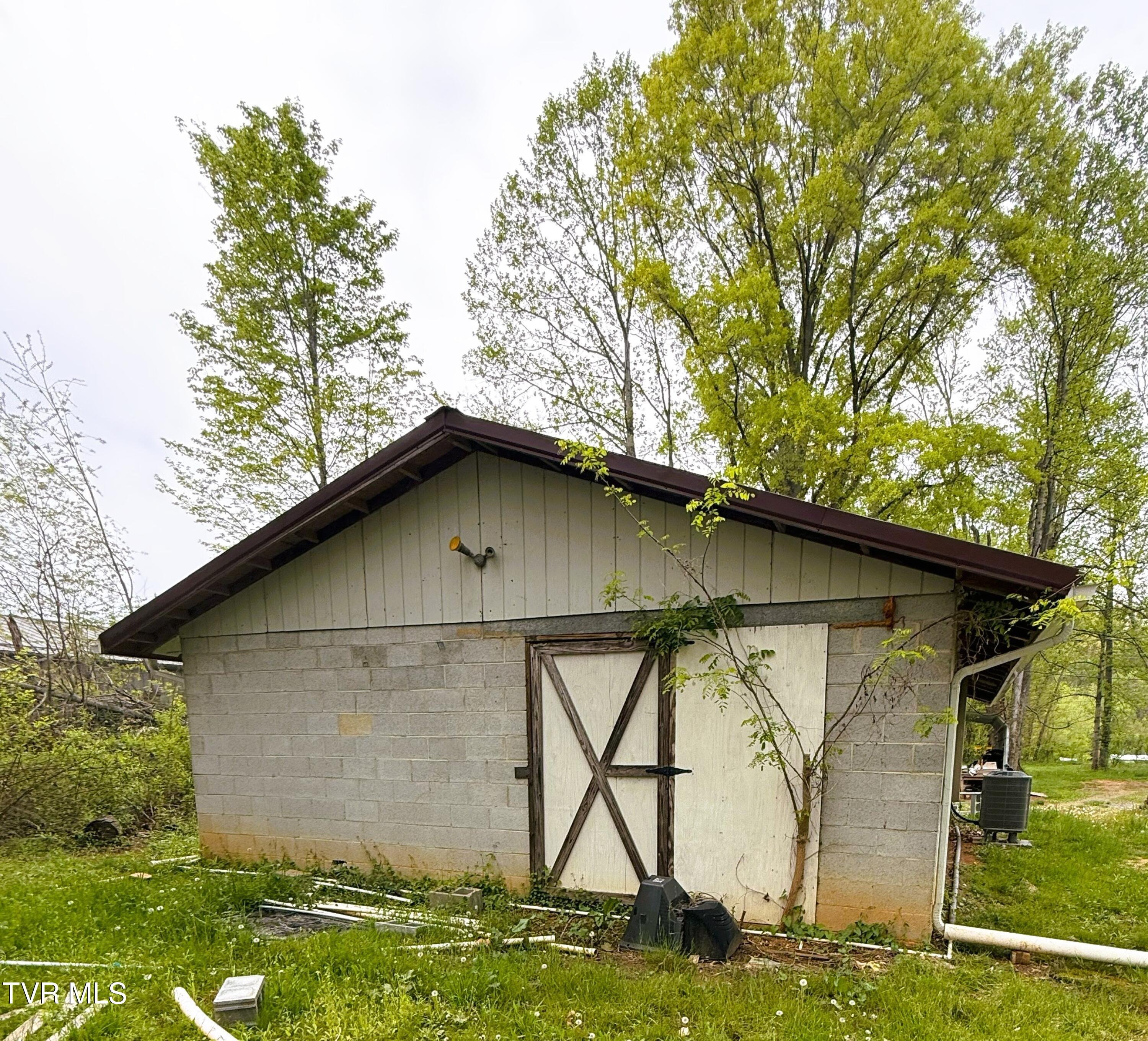 116 Tranbarger Road, Mount Carmel, Tennessee image 10