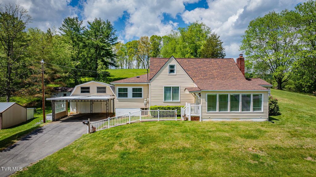 Photo of 322 Valley Drive, Blountville, TN 37617 (MLS # 9994211)