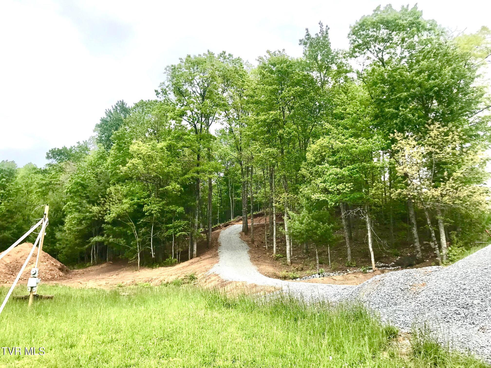 101 Homestead Drive, Unicoi, Tennessee image 7