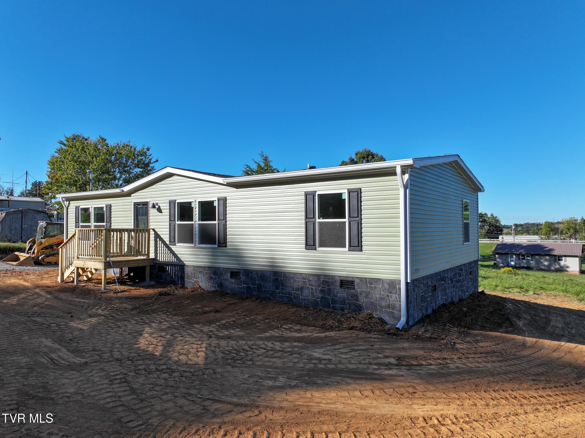 124 Dillow Hill Drive