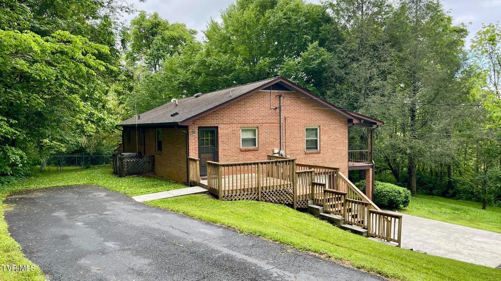 Photo of 494 Old Jonesboro Road, Bristol, TN 37620 (MLS # 9993493)