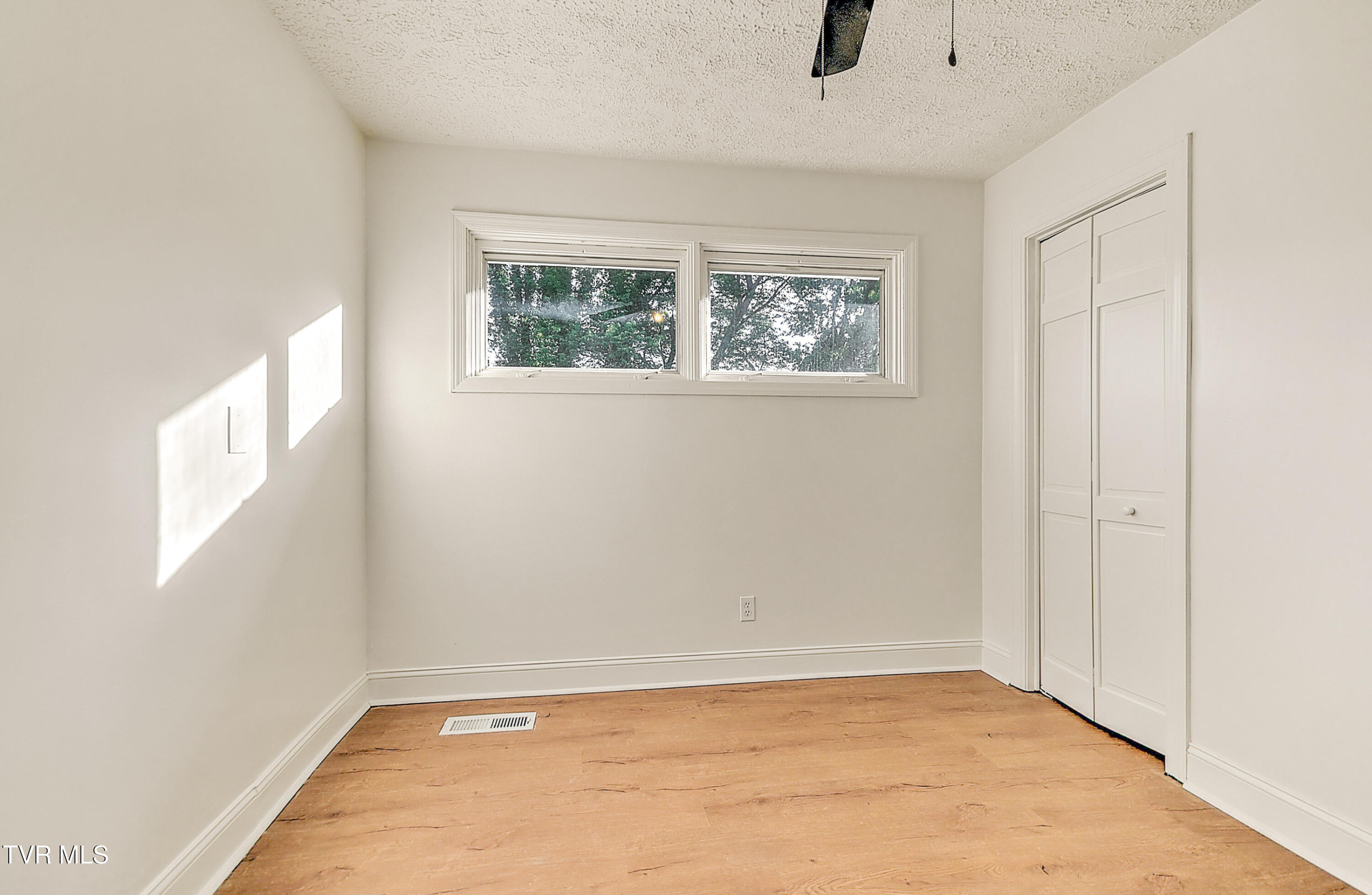 116 Lakeview Circle, Kingsport, Tennessee image 22