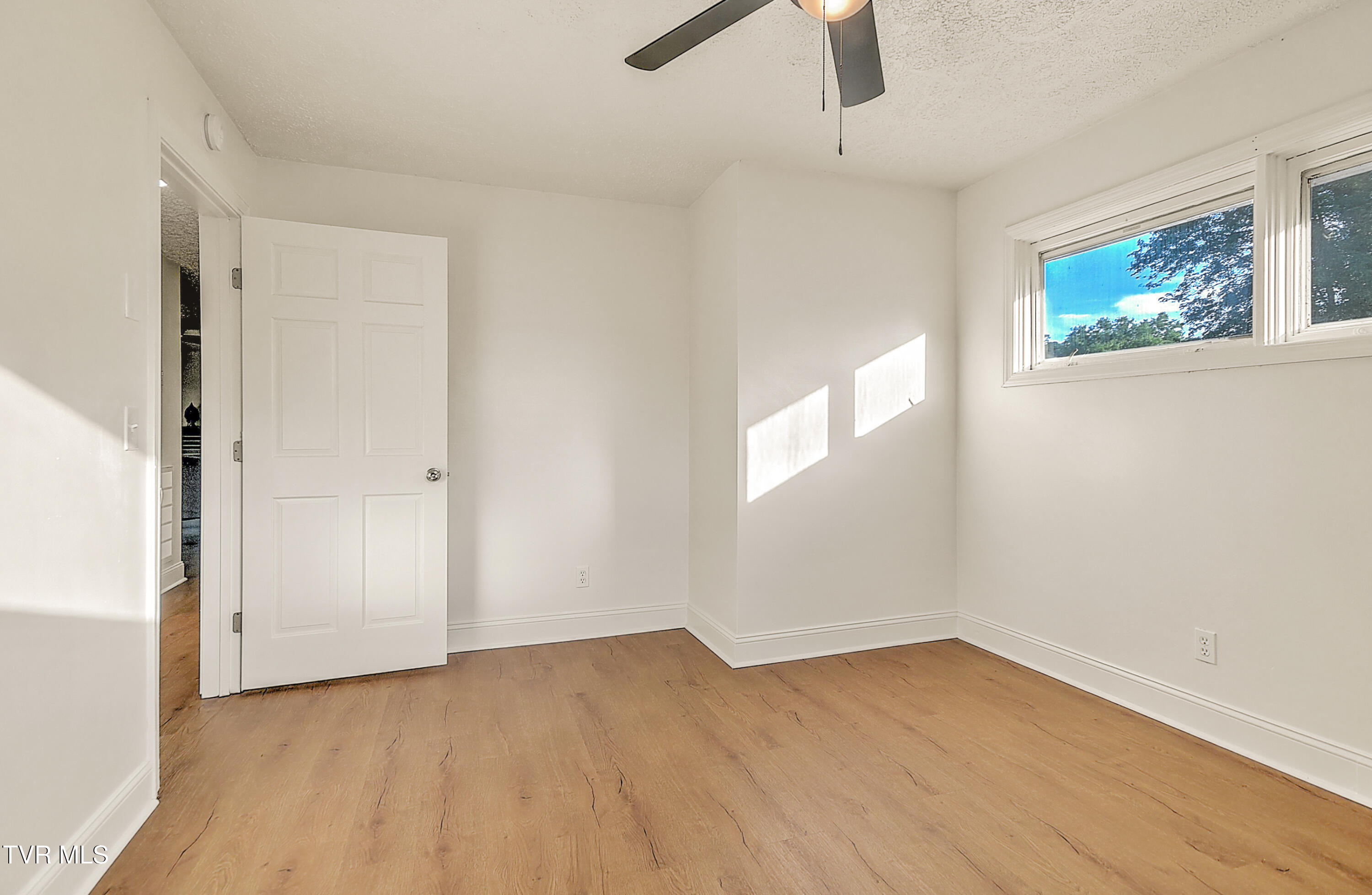 116 Lakeview Circle, Kingsport, Tennessee image 28