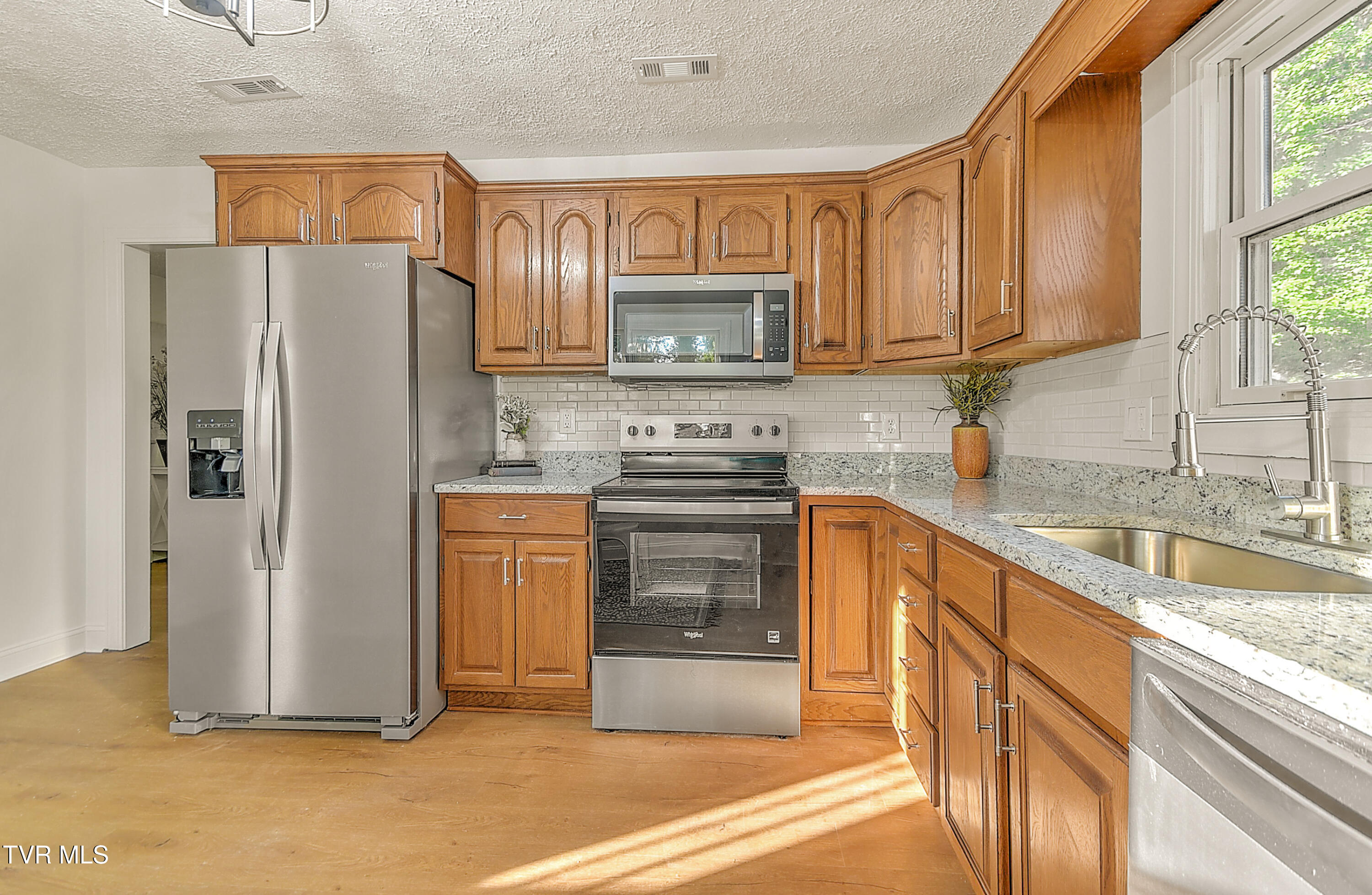 116 Lakeview Circle, Kingsport, Tennessee image 20